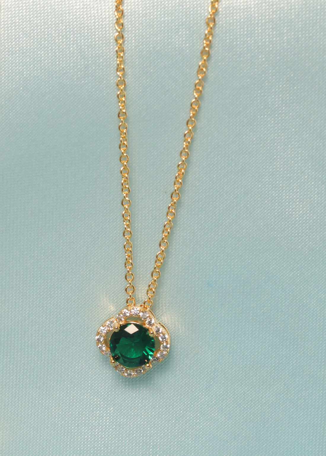 Ishna Aura Gemstone Halo Chain
