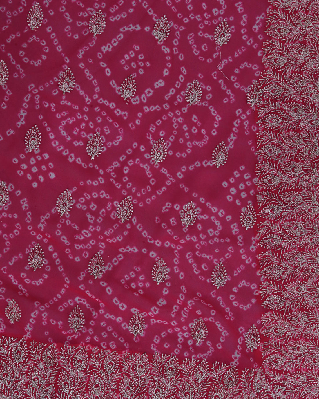 ISHNA Pink Bandhani Saree With Leaf Zari Border