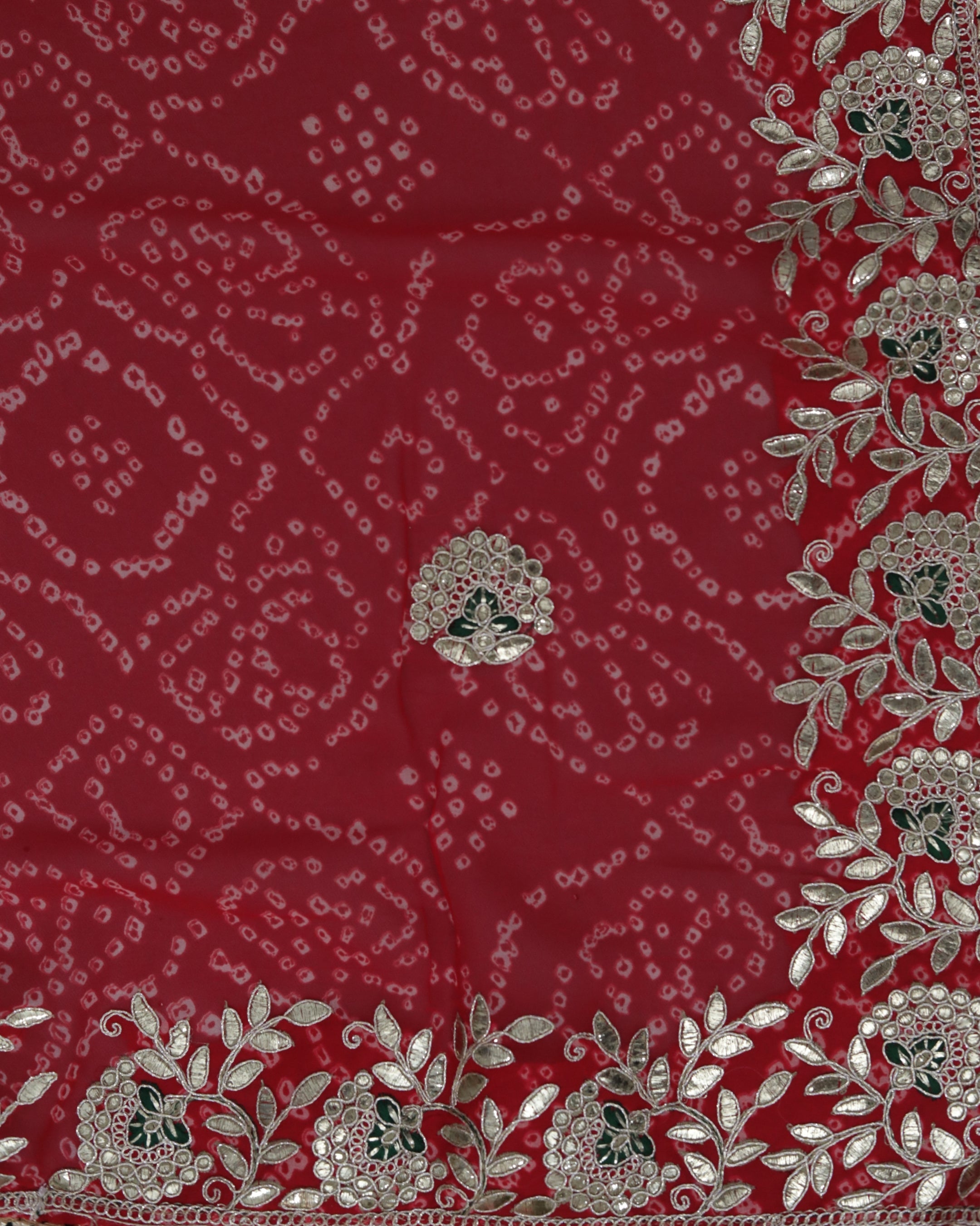Ishna Red bandhani saree with Rounded layered petal border