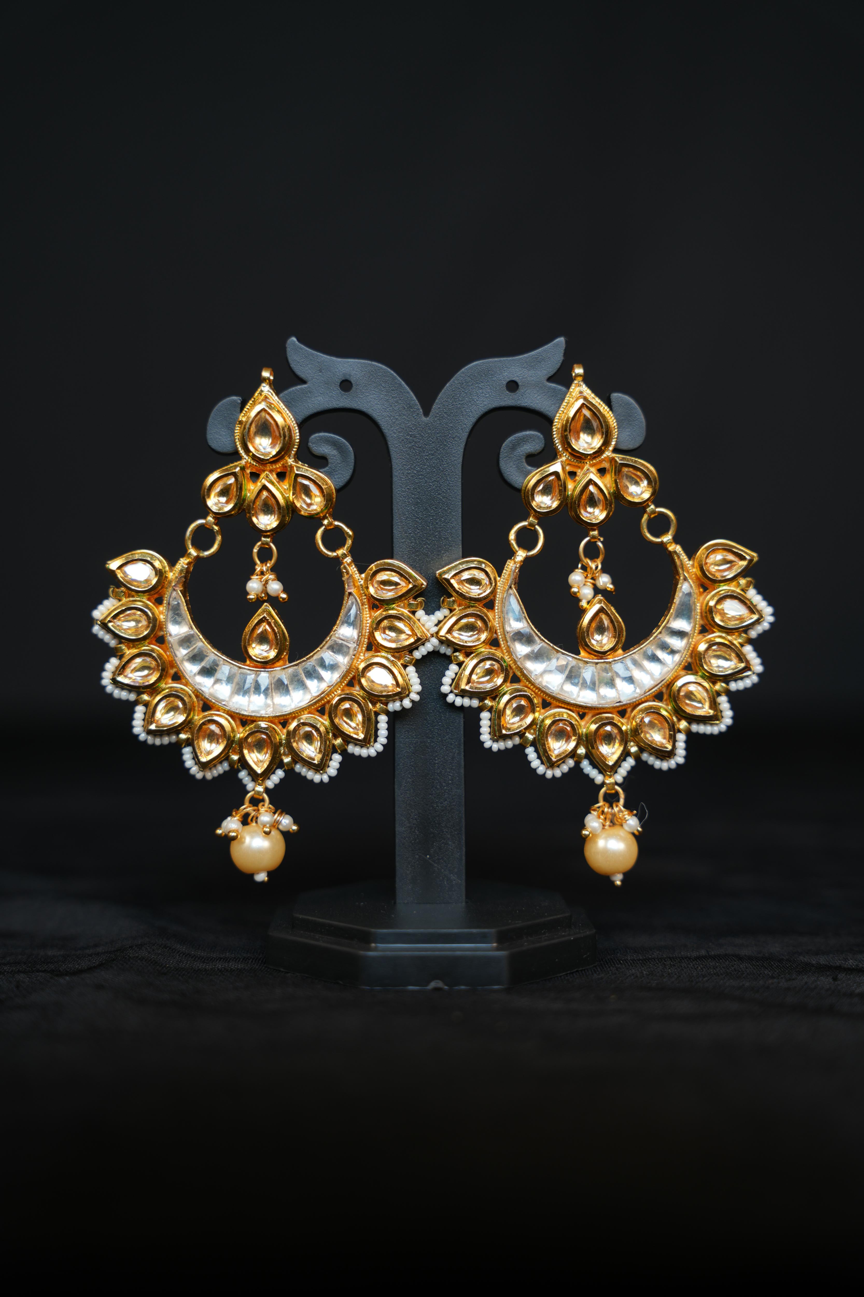 Vintage Royal Starburst Chandbalis