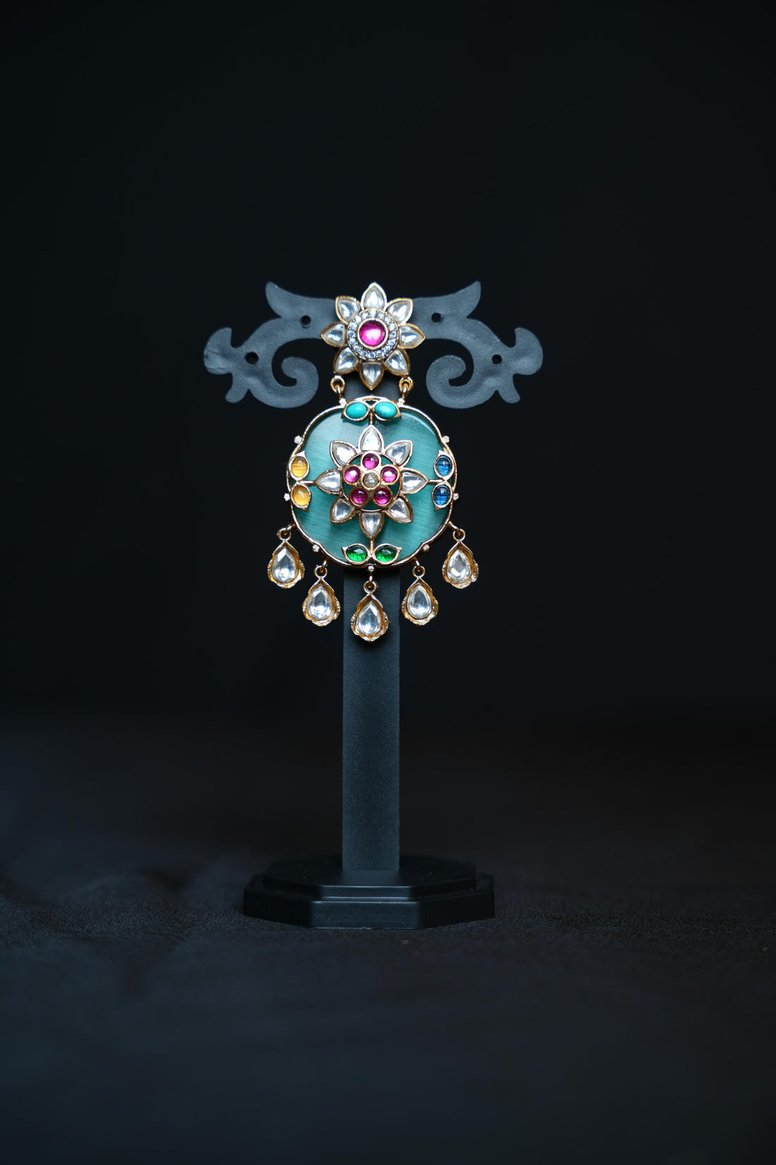 Regal Jade Oval Kundan Earrings