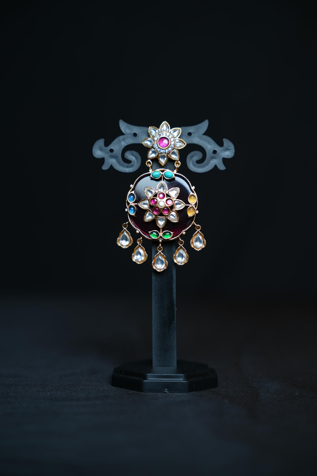 Regal Jade Oval Kundan Earrings