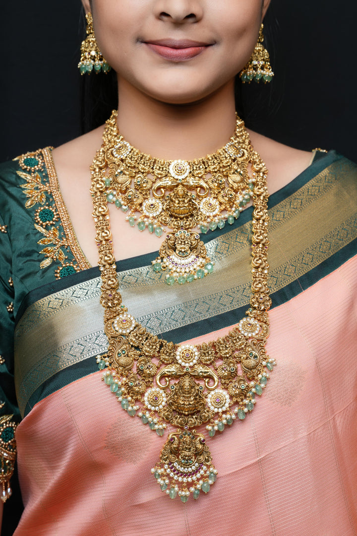 Grand Lakshmi Antique combo bridal set with Earrings