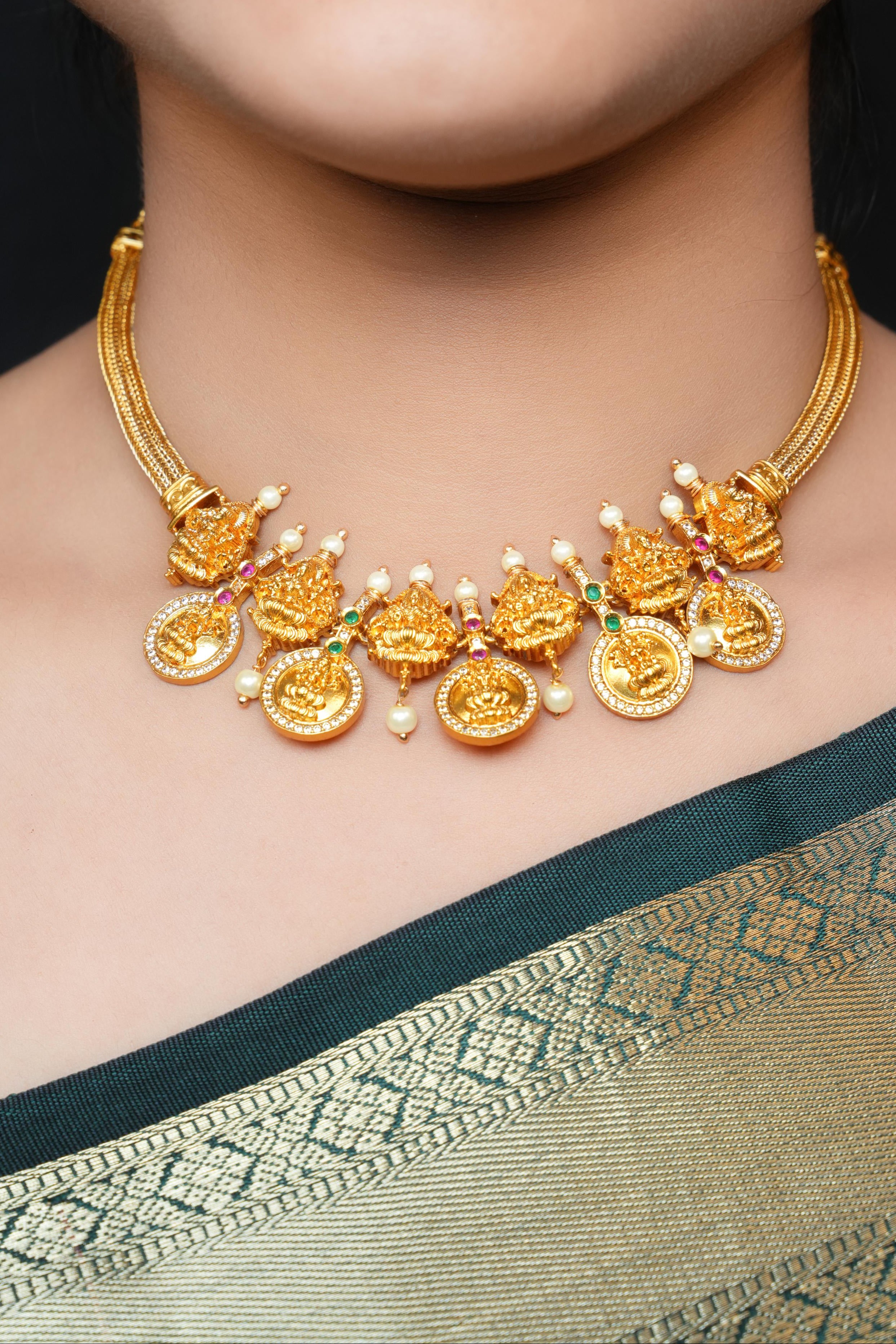 Deepam Pooja Traditional Neck Set