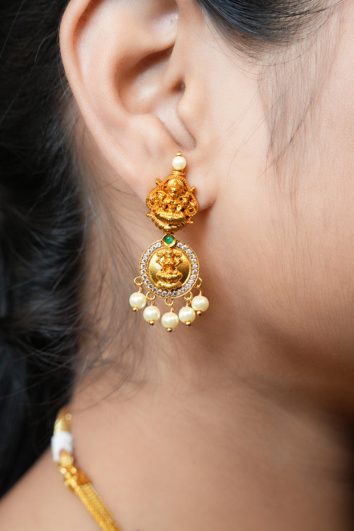 Deepam Pooja Traditional Neck Set