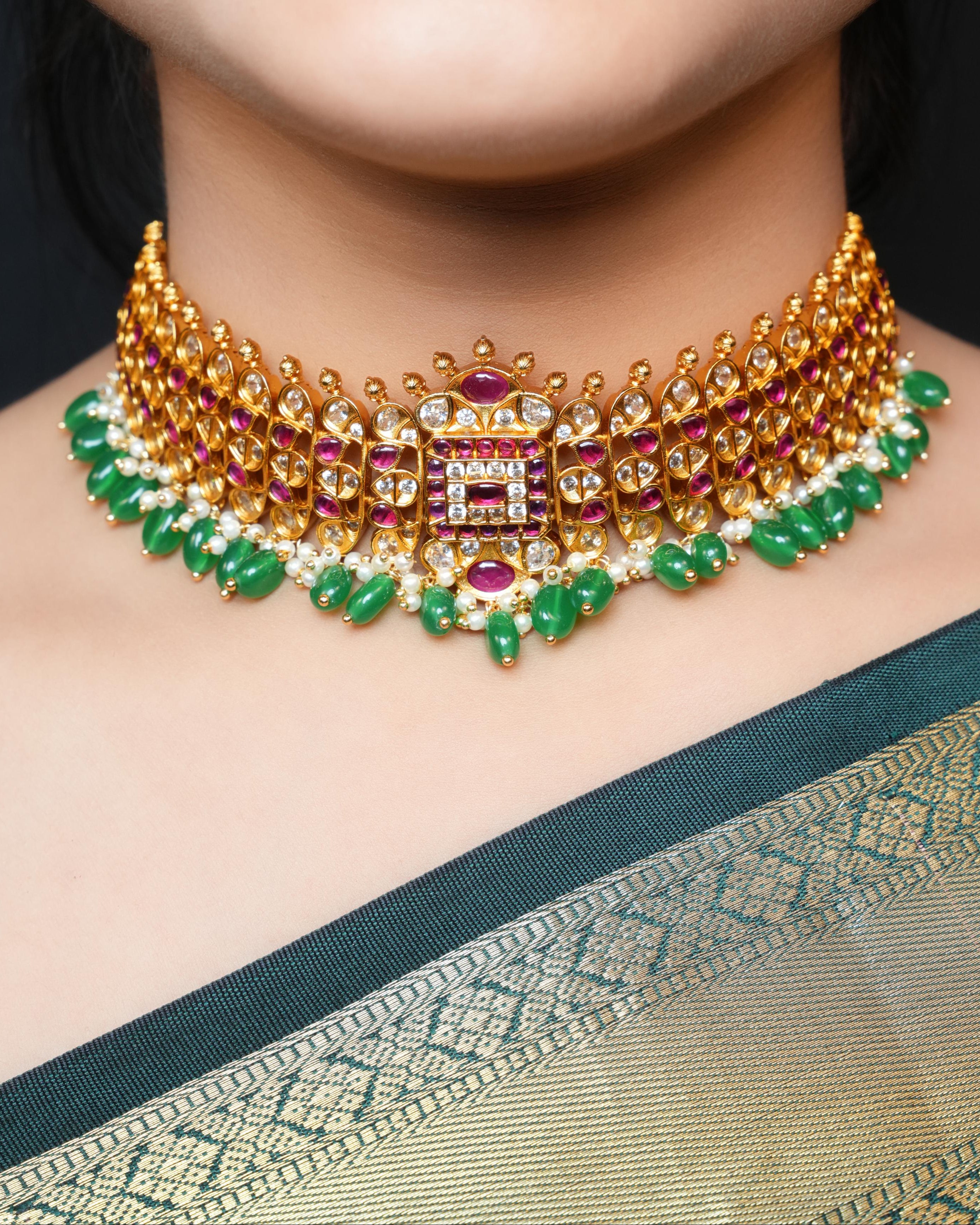 ISHNA Manjari Kundan Choker Set