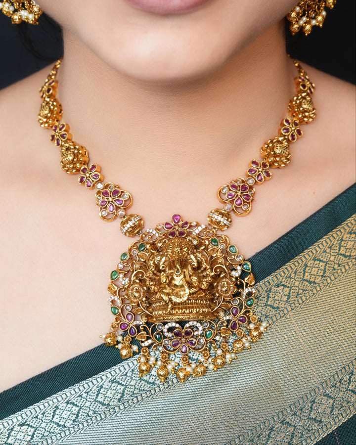 Royal  Temple Heritage Necklace Set