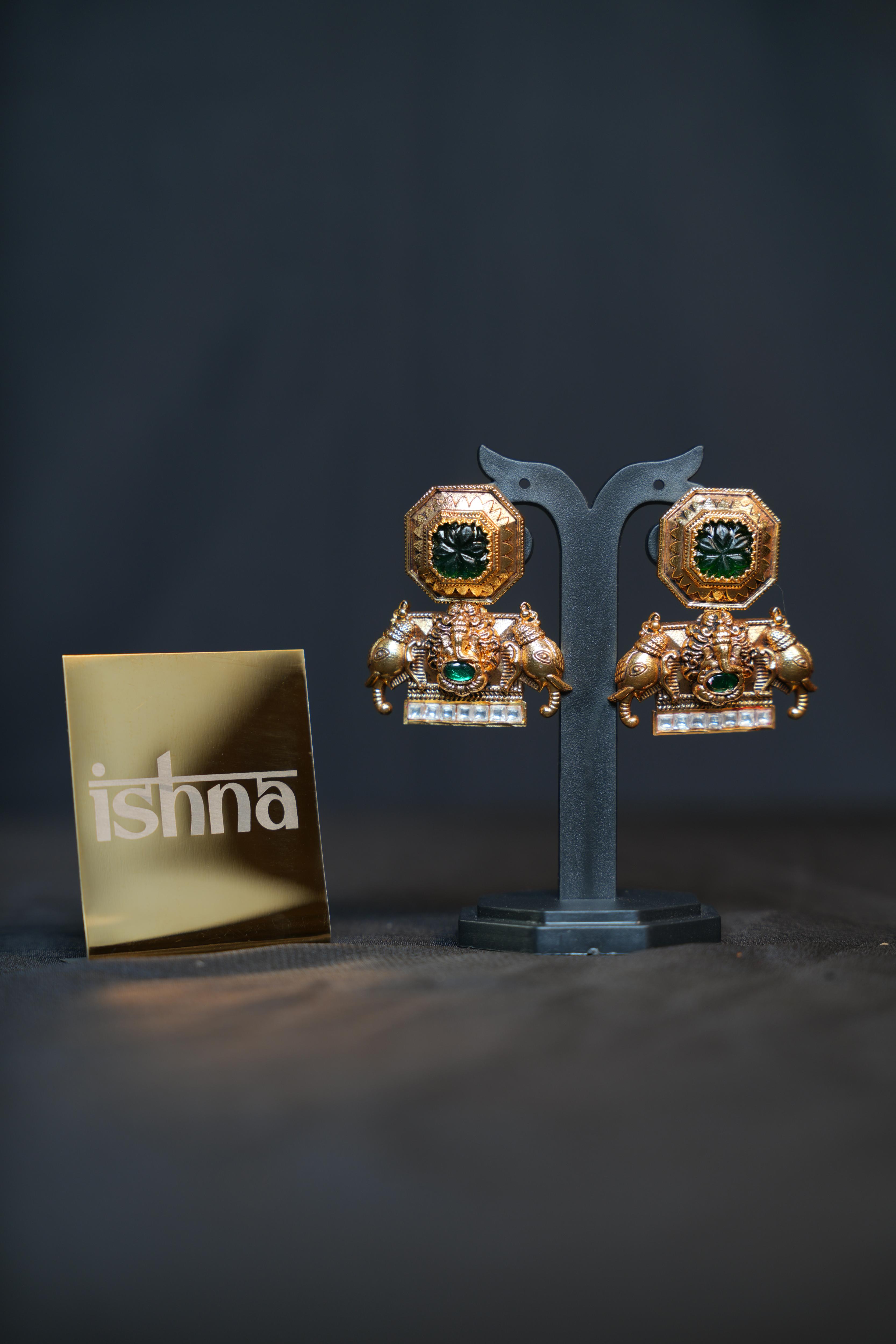 Gajraaj kundan Earrings