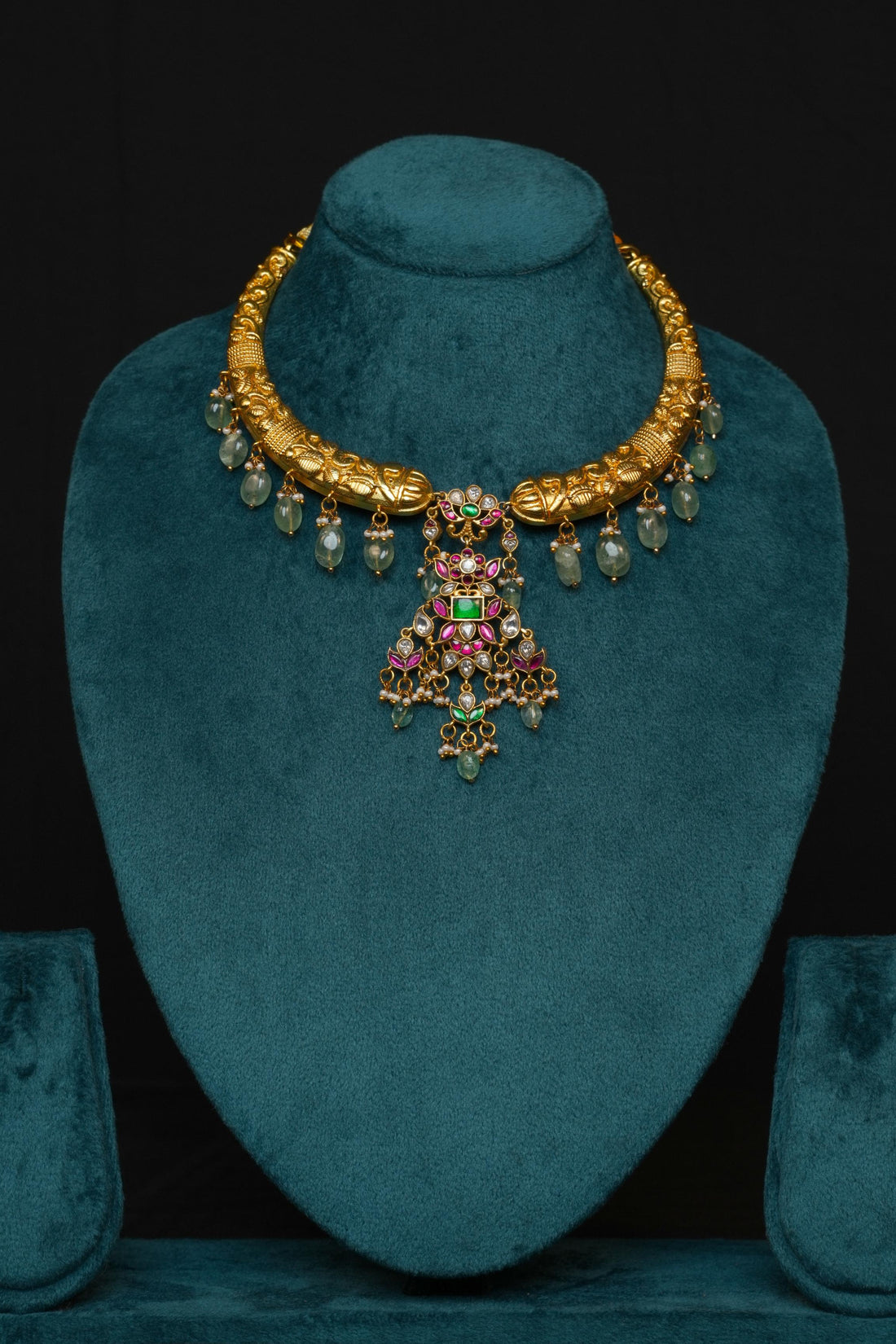 Heitage Temple Kante Necklace