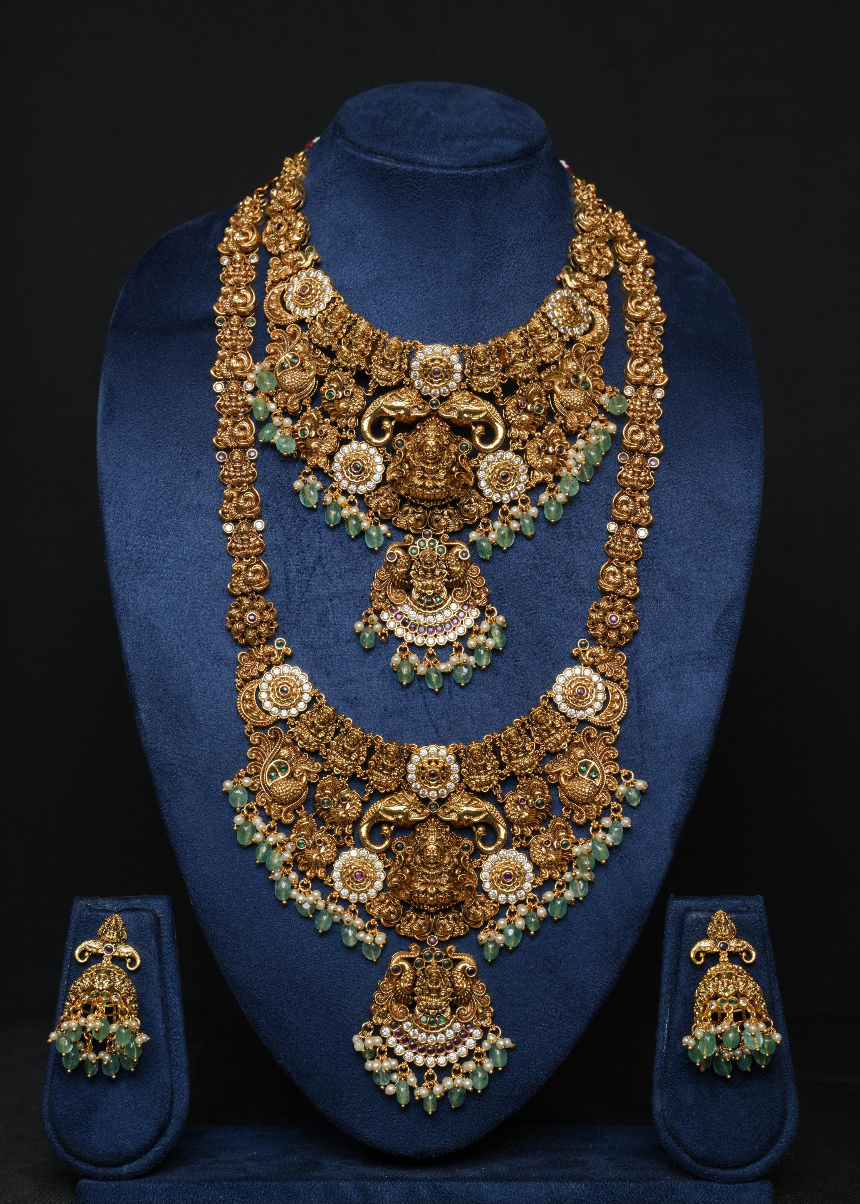 Grand Lakshmi Antique combo bridal set with Earrings