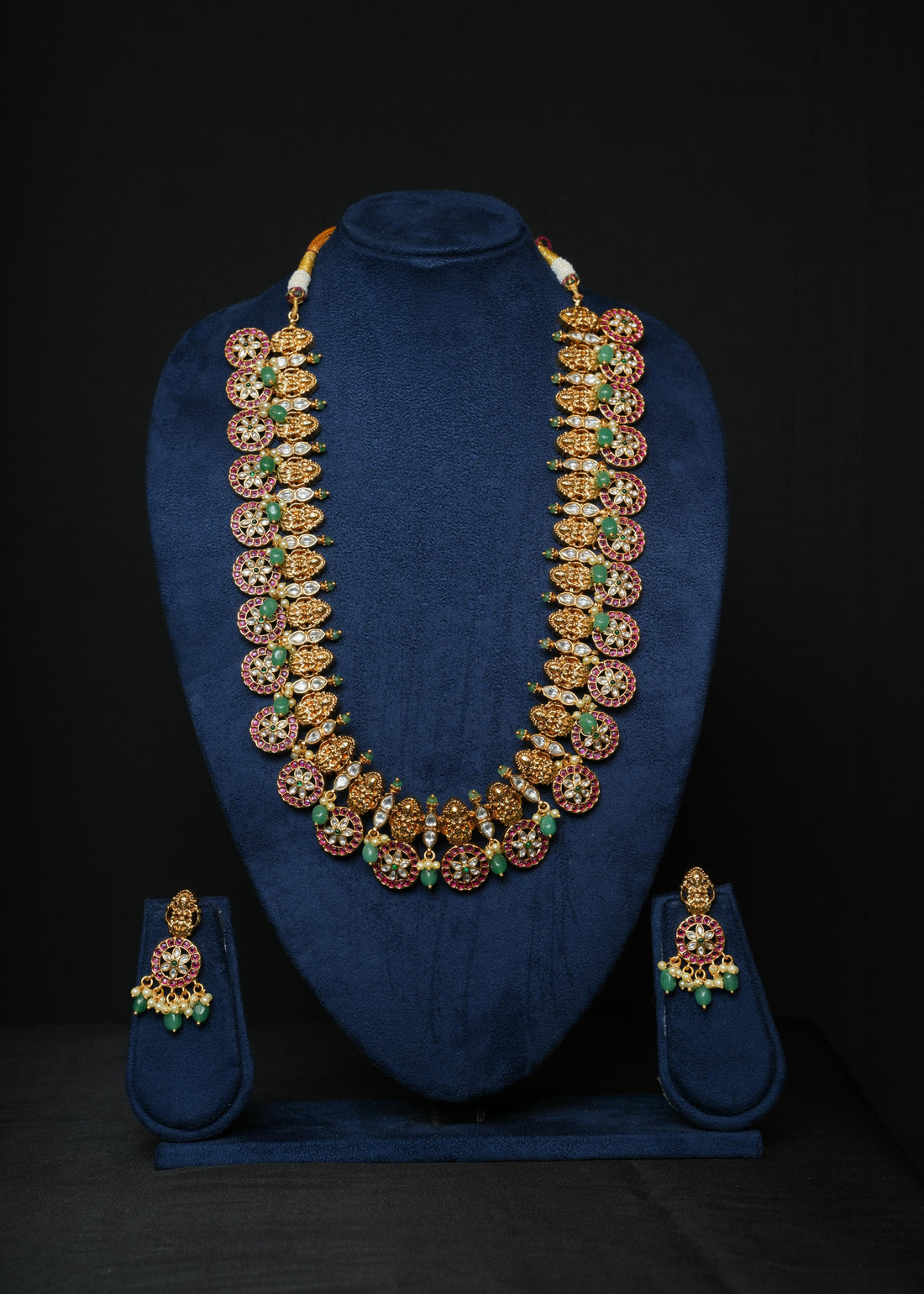 Emerald Kasu Buttamala  Haaram Set