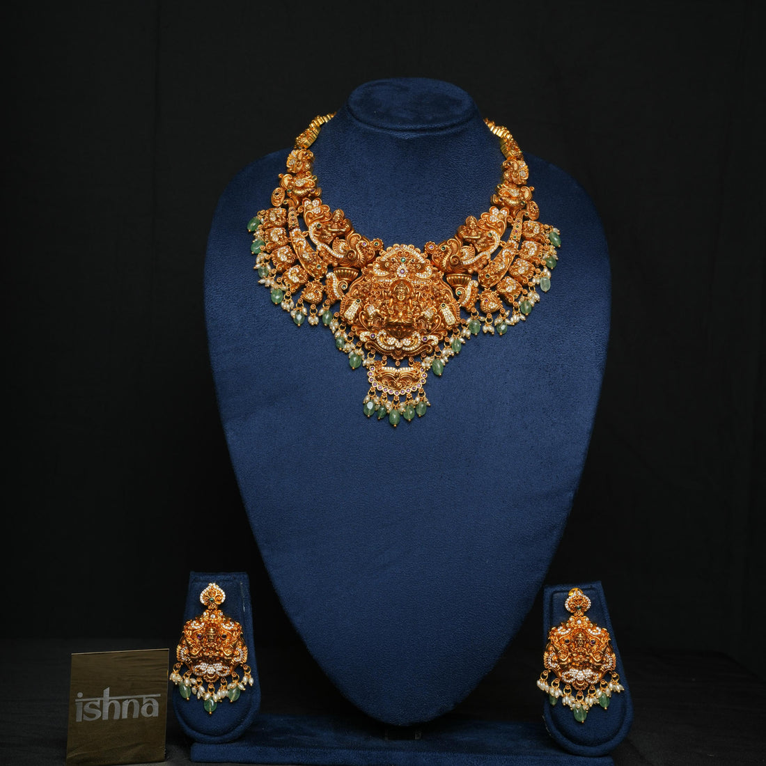 Swarna Bimba Necklace Set