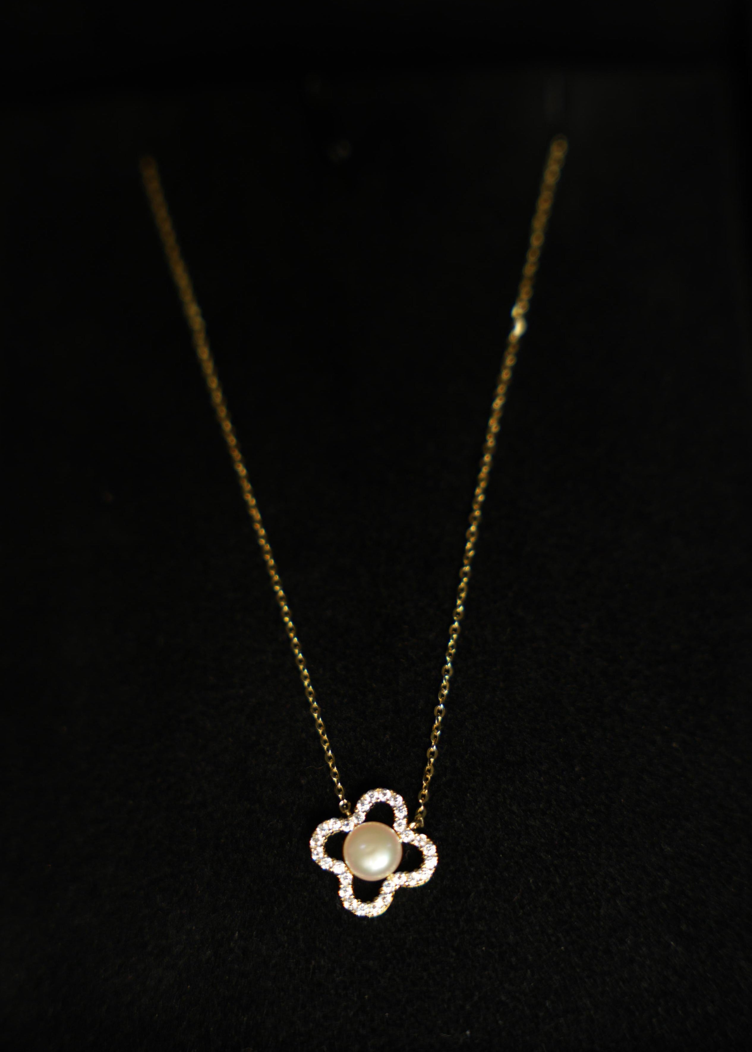 92.5 Silver Ishna Flower Charm  Pendant Chain