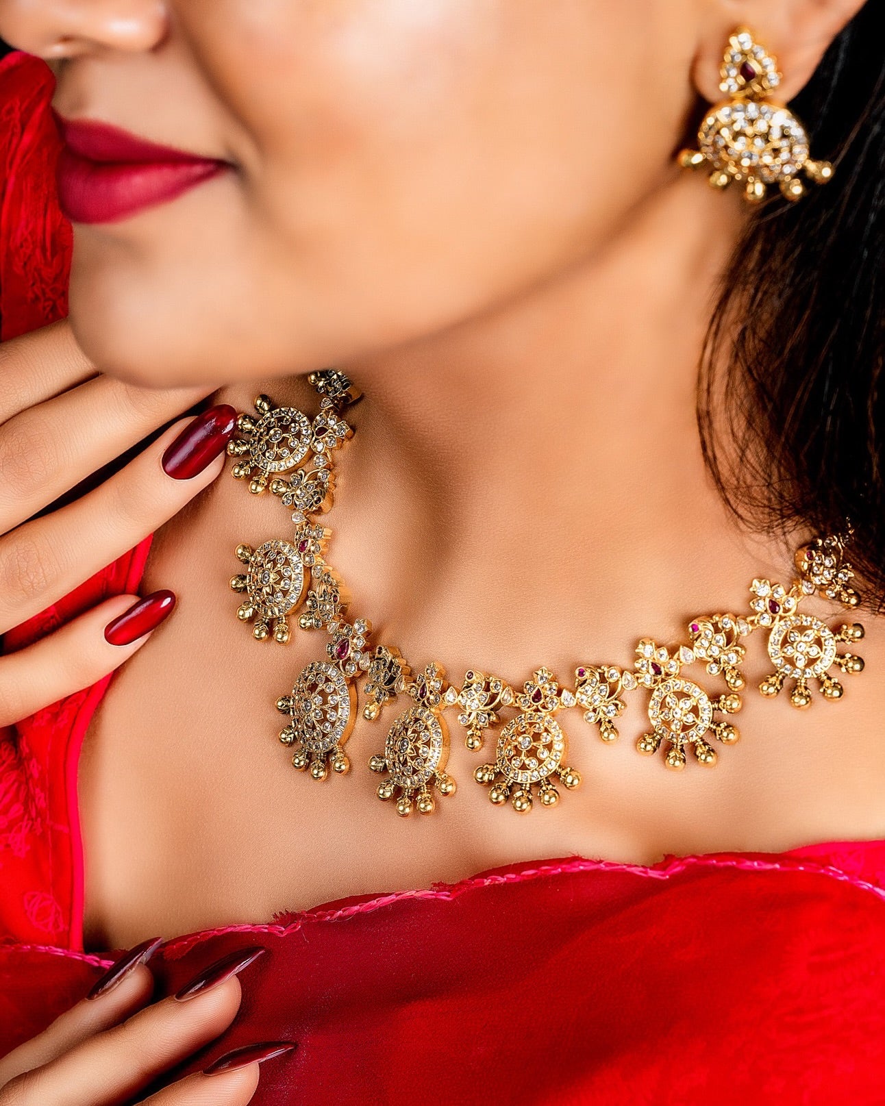 Grand Linked Tassel Pendant Set