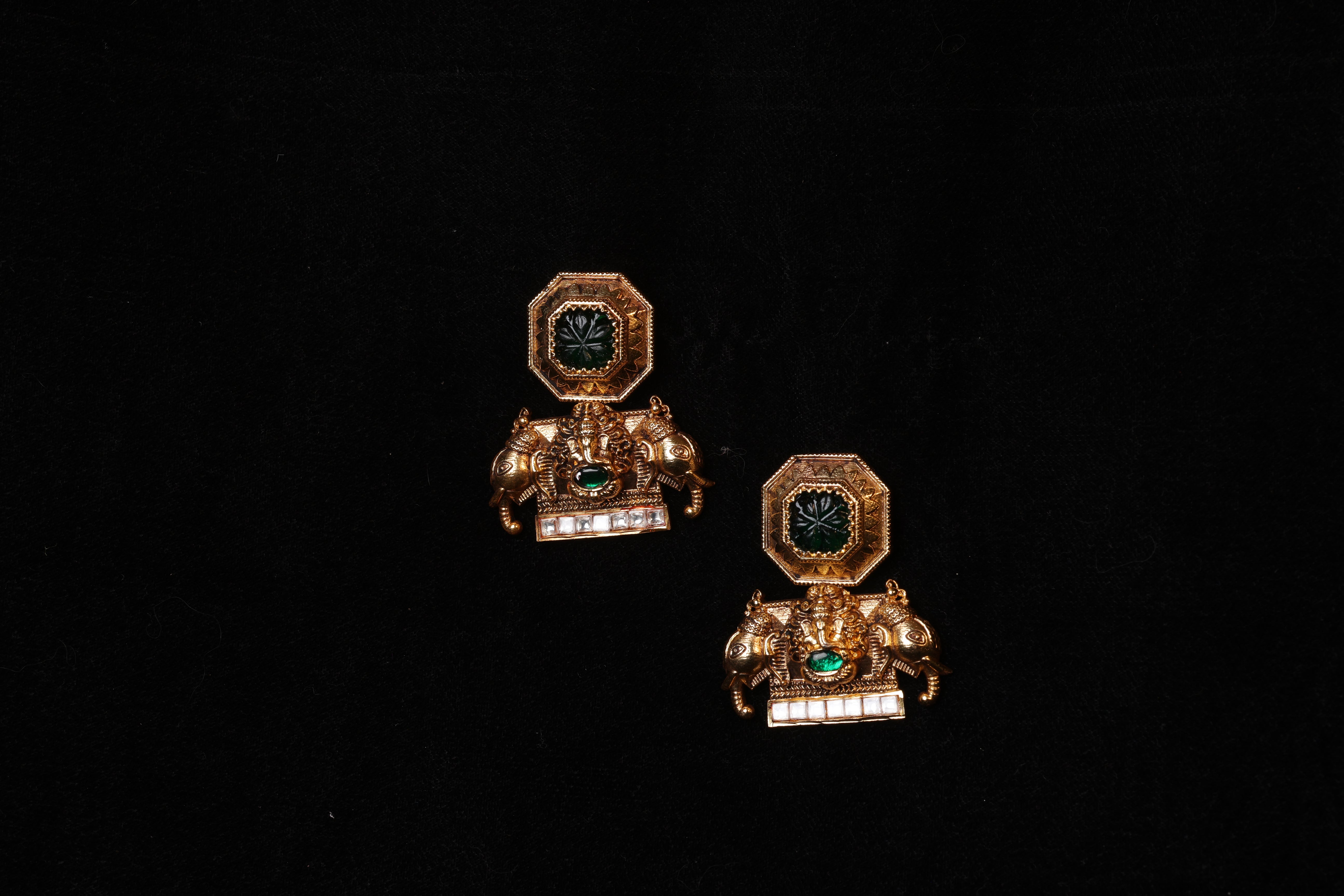 Gajraaj kundal Earrings