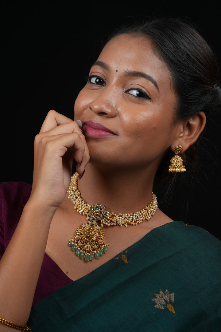 Guttipusalu Emerald Gold Lakshmi  Haram