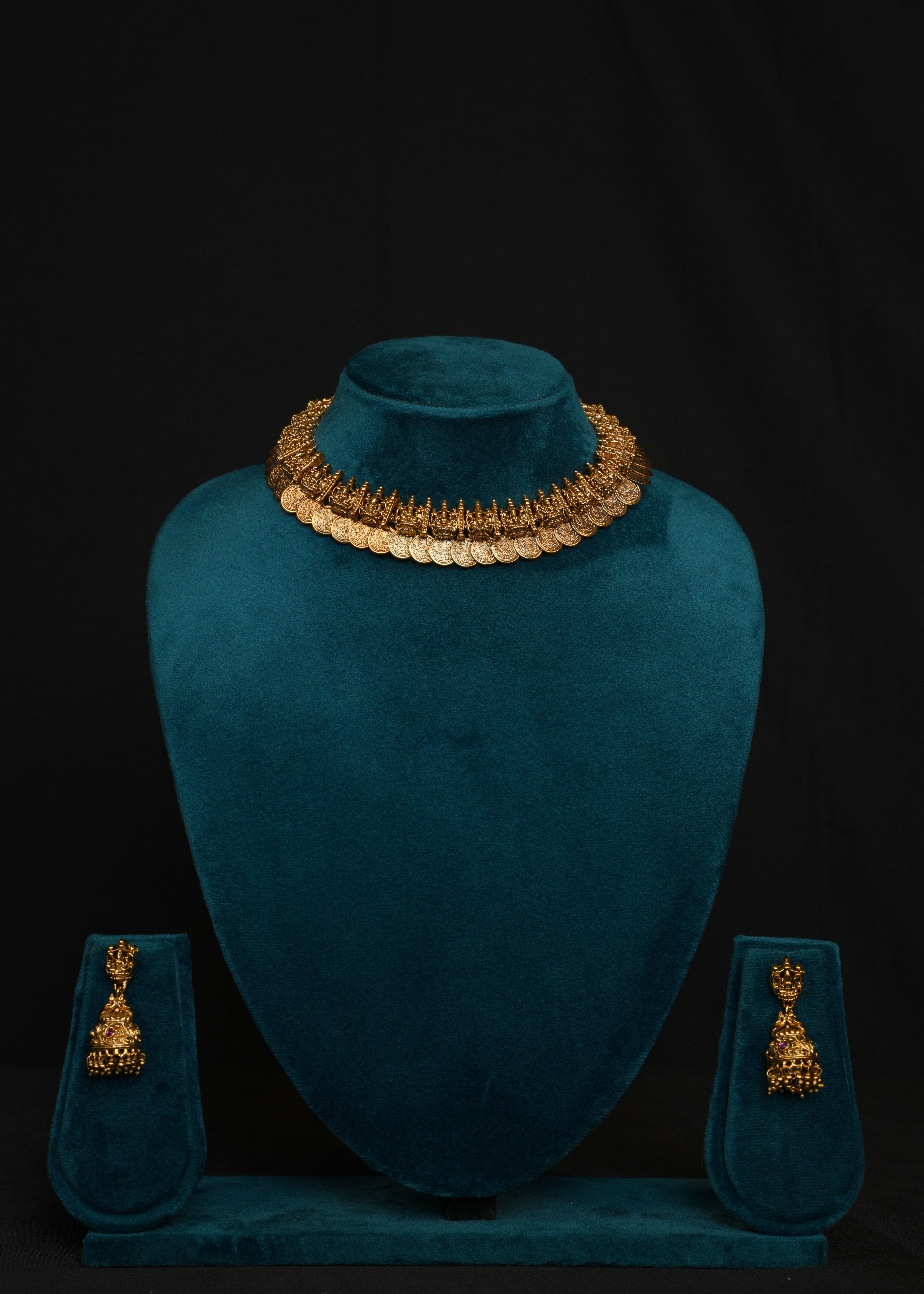 ISHNA Swarna Kasulaperu Necklace Set