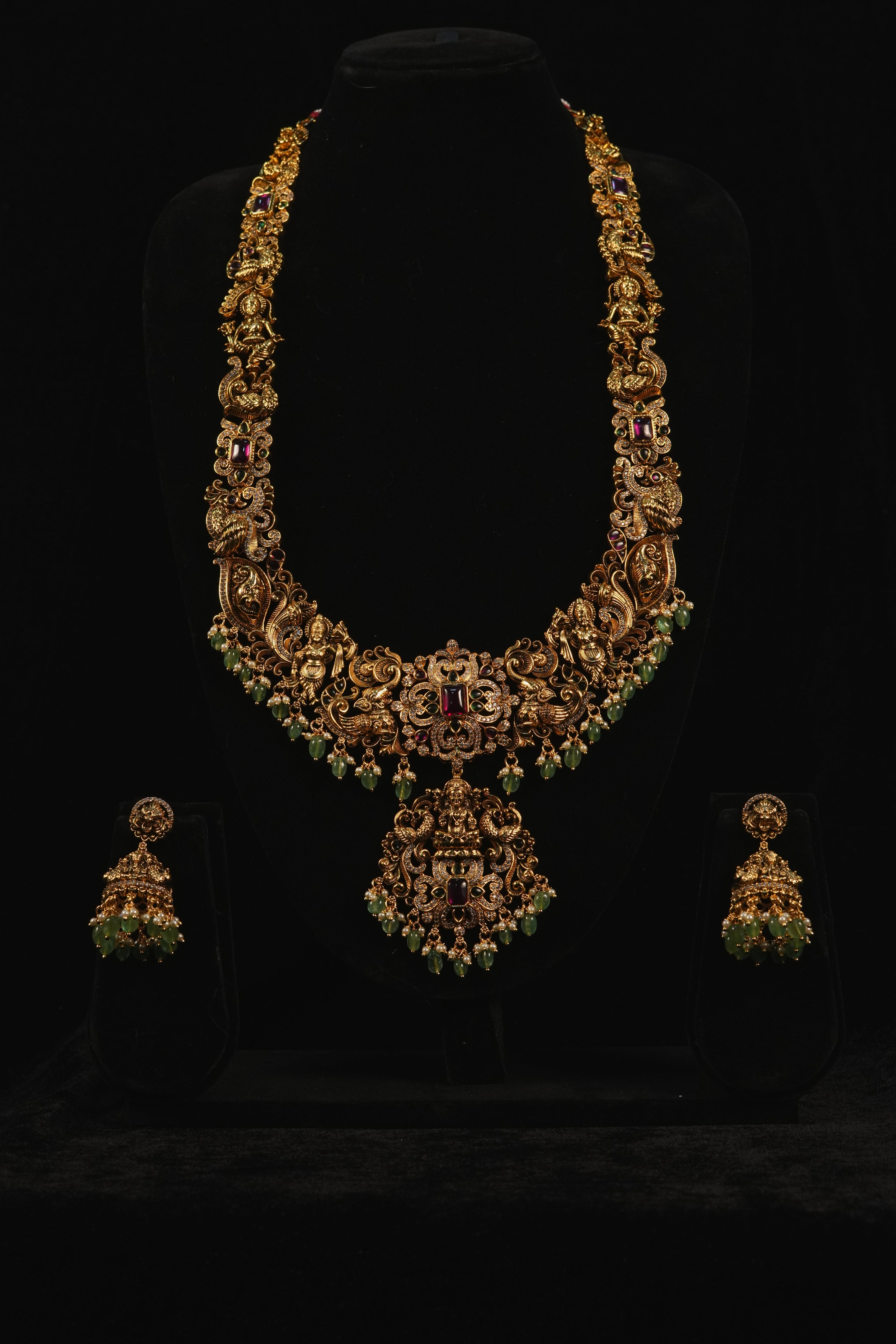 Antique Lakshmi Amrutha Varam Set