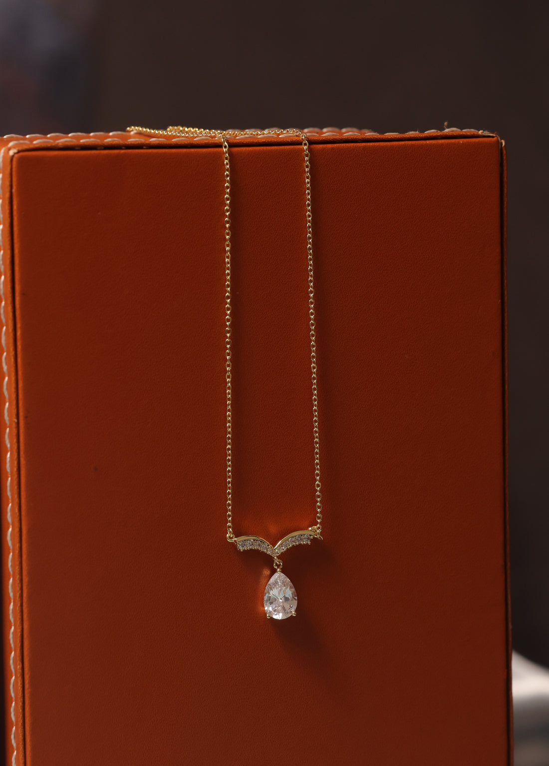 Angel Drop Wing Chain