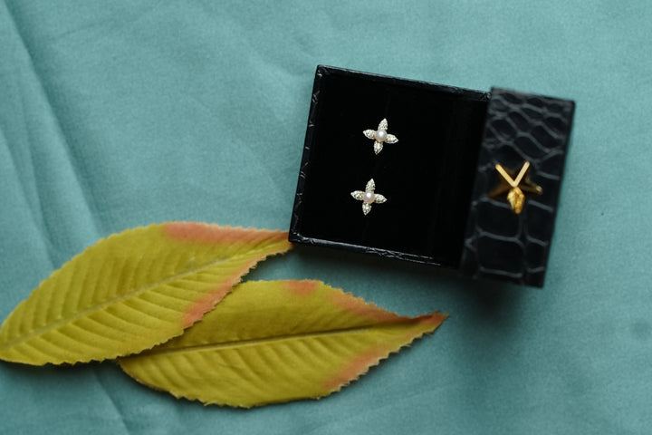 92.5 Silver Crystal Starflower Stud Earrings