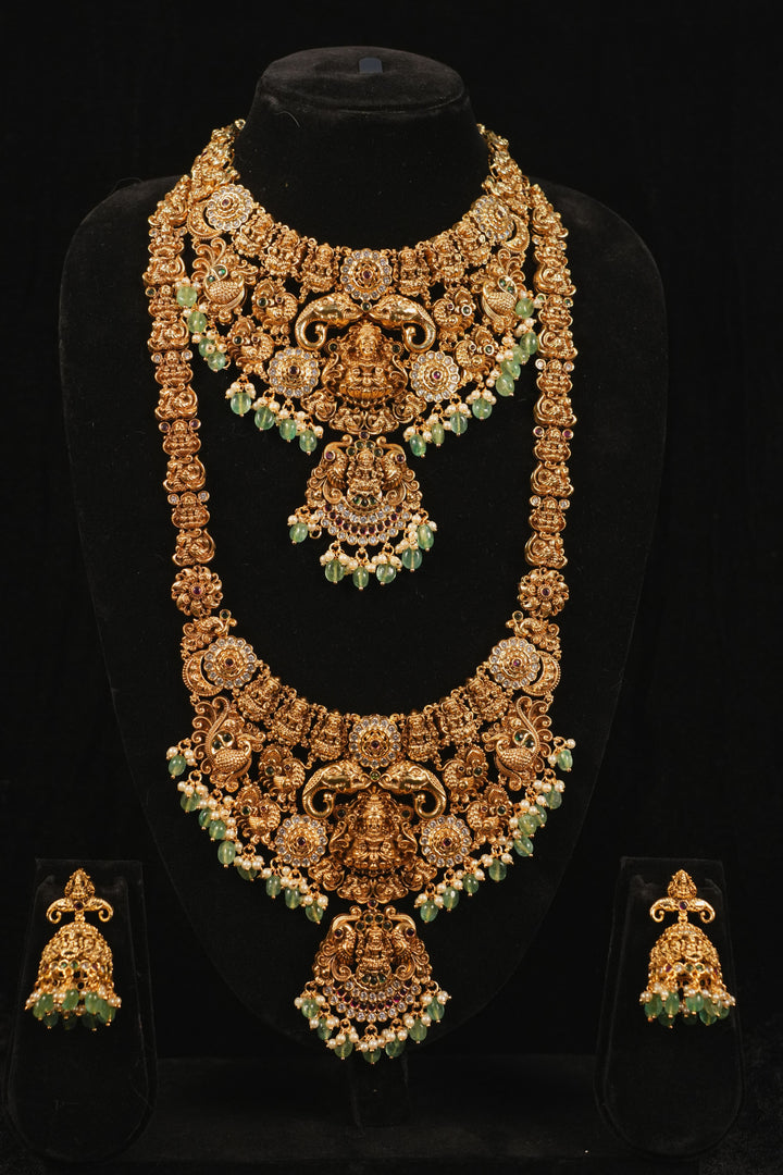 Grand Lakshmi Antique wedding set with Earrings