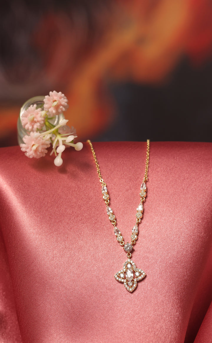 Fleur Radiance Chain