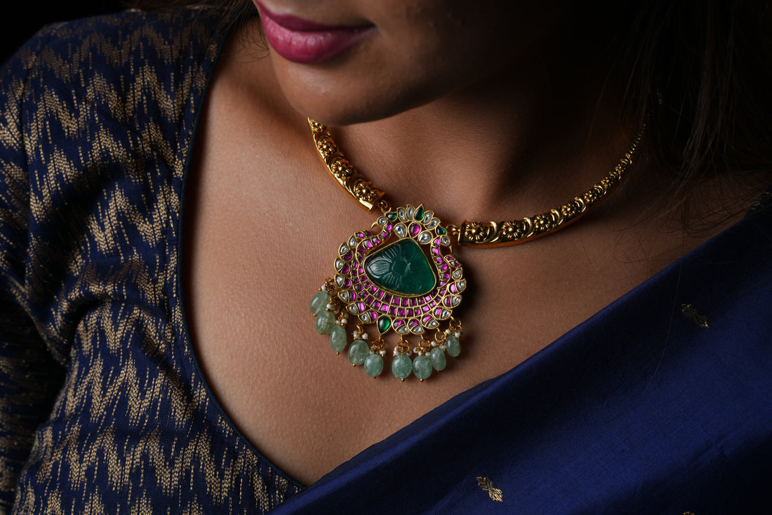 Regal Kanthi Necklace with Hand-Caved Center Stone