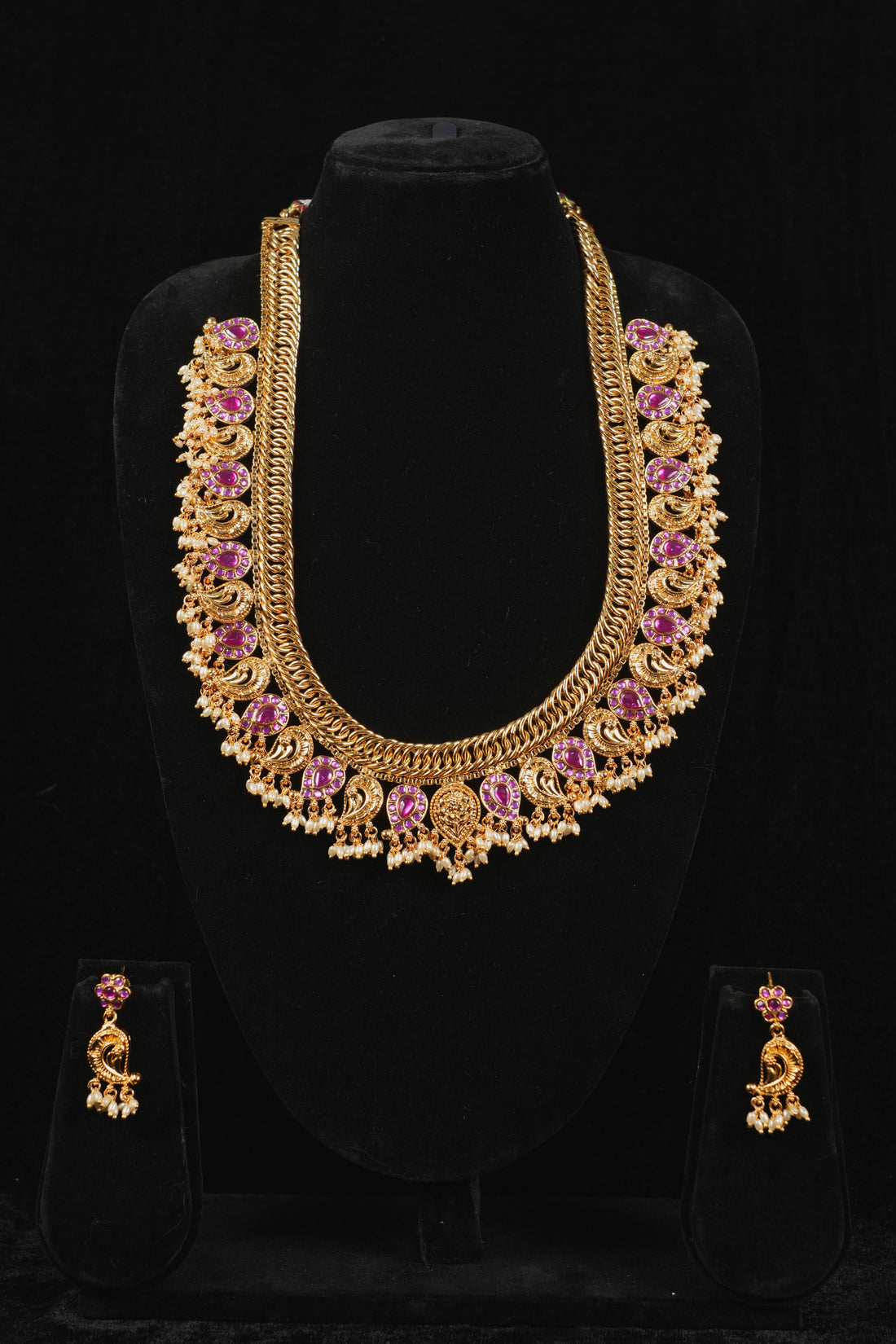 Ruby Mango Necklace with Earrings