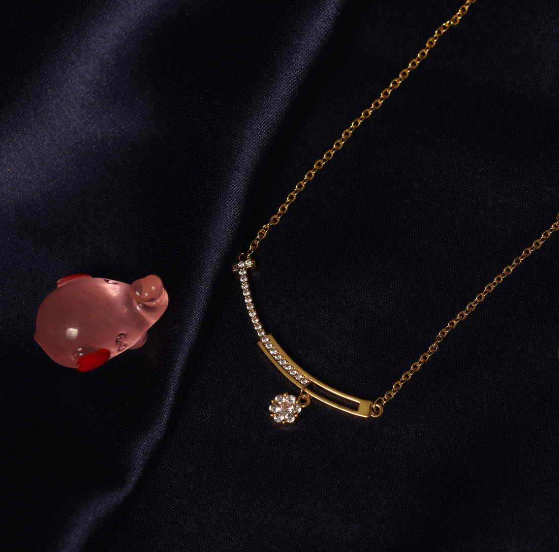 Luna Arc Solitaire Chain