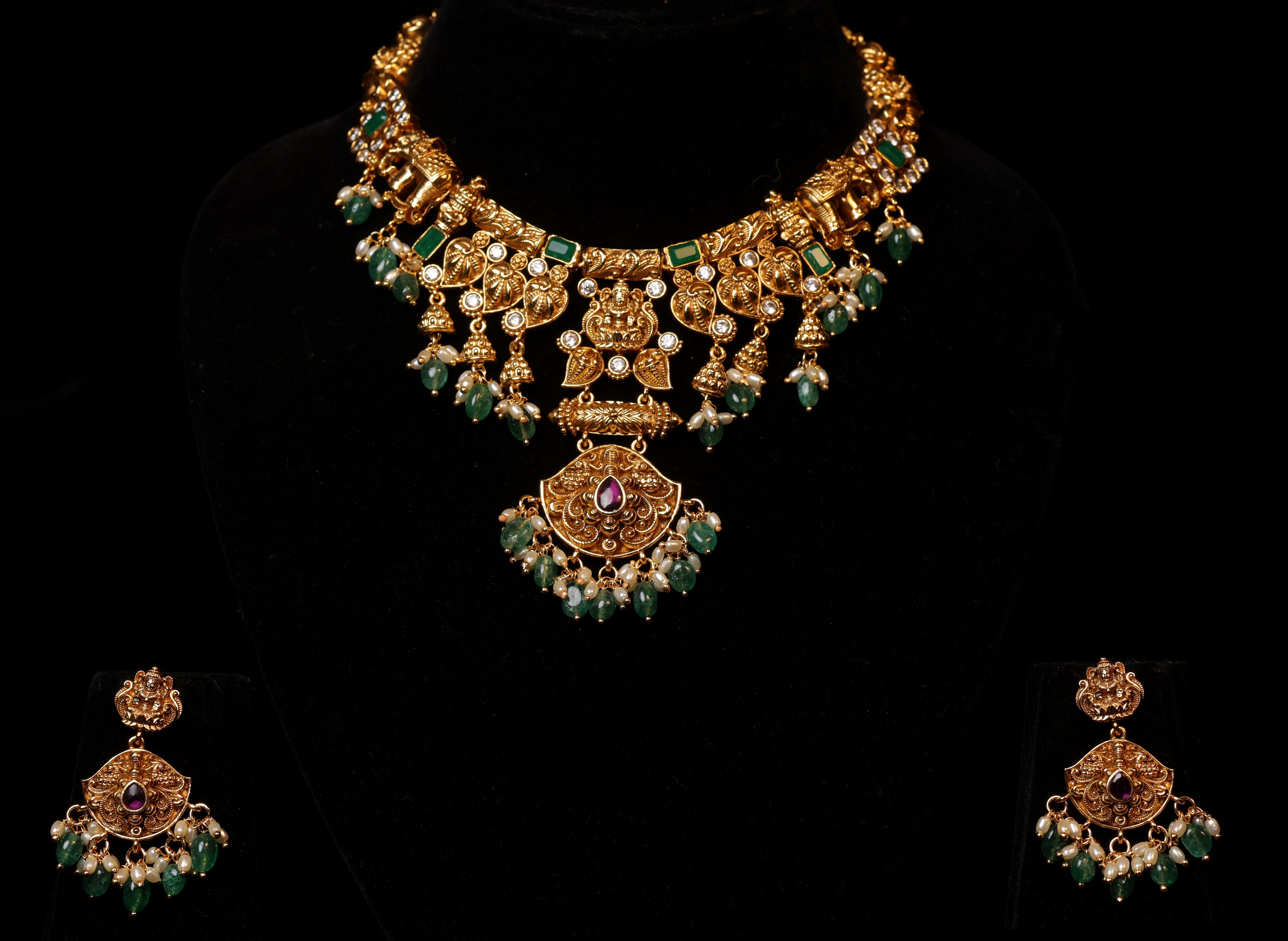 The Emerald Siri Chandra Necklace
