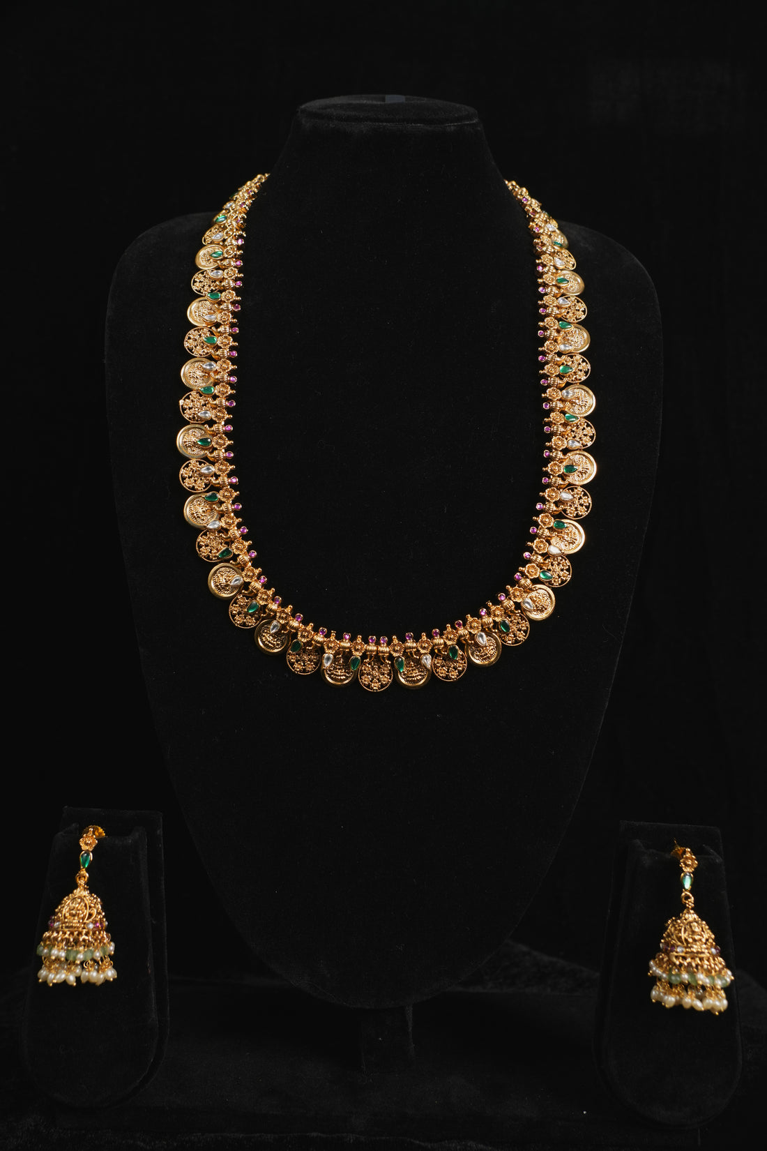 Golden kasulperu gemstone necklace