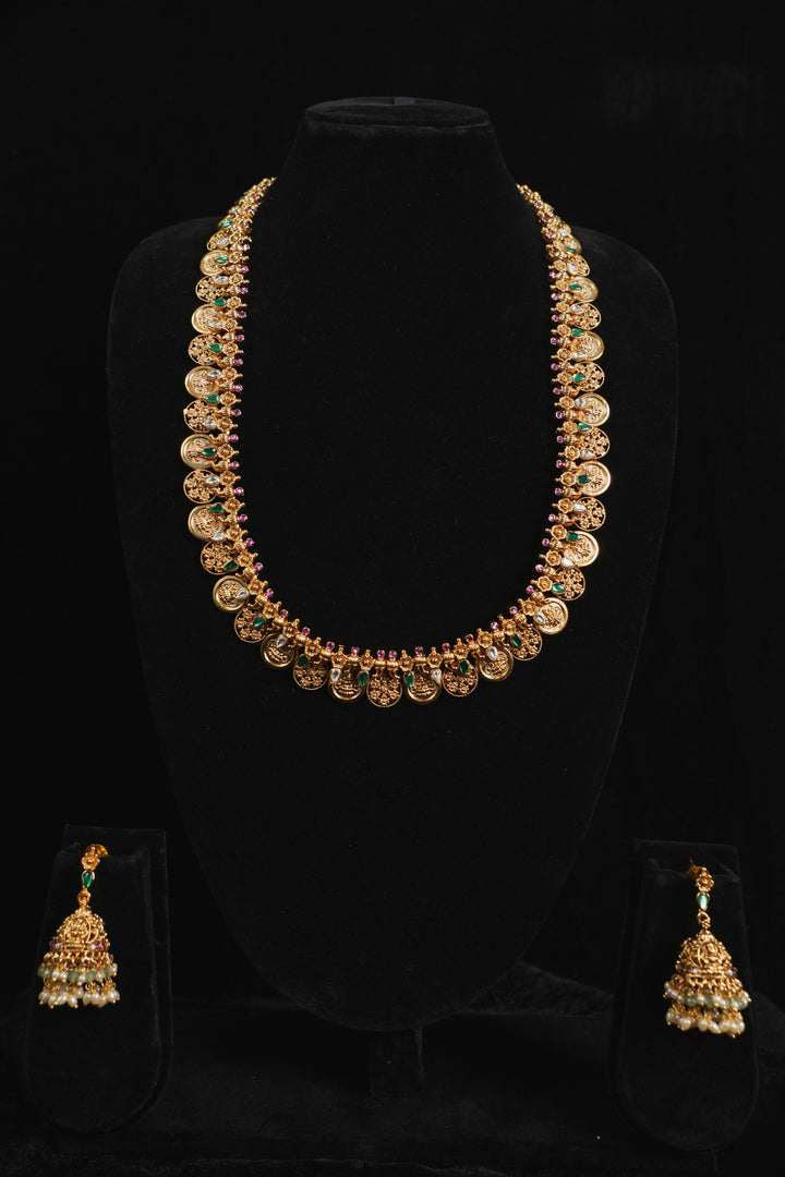 Golden kasulperu gemstone necklace