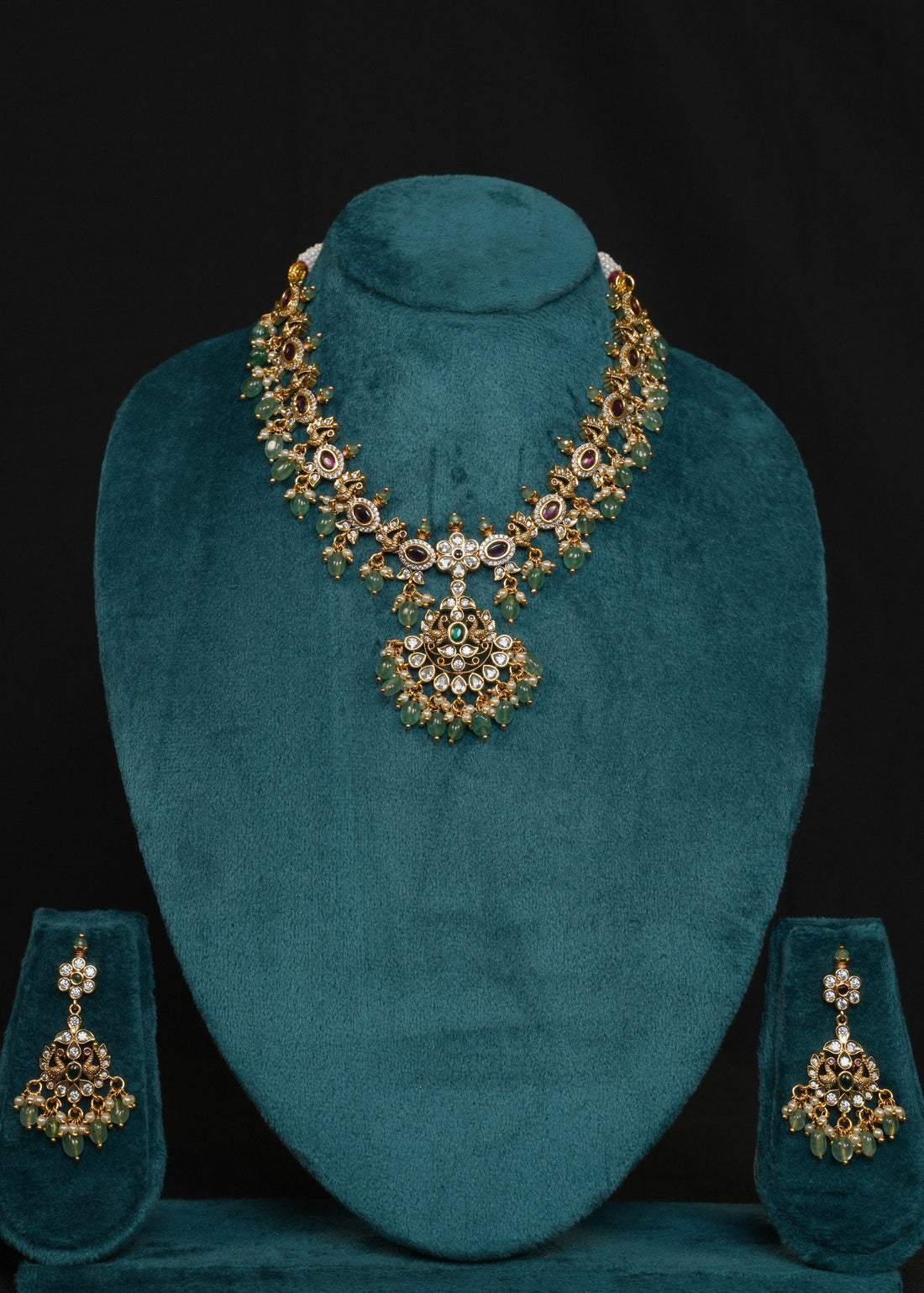 ISHNA Rajrani Kundan  Necklace Set