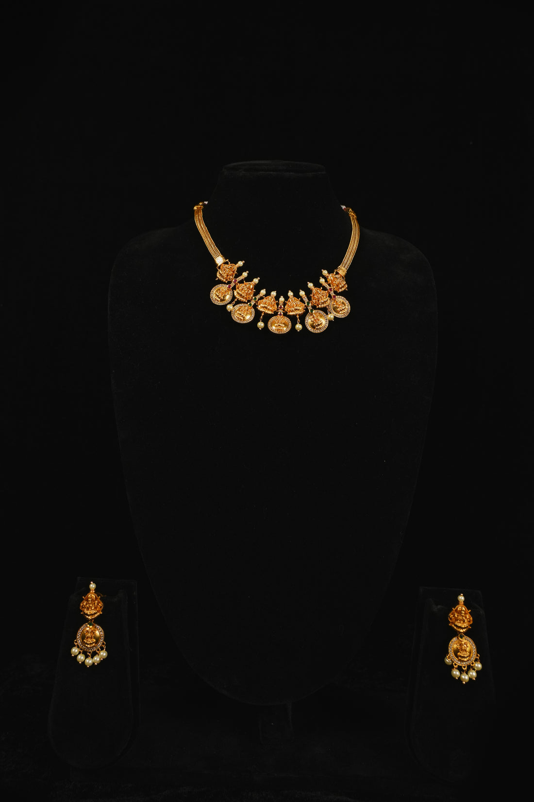 Deepam Pooja Traditional Neck Set