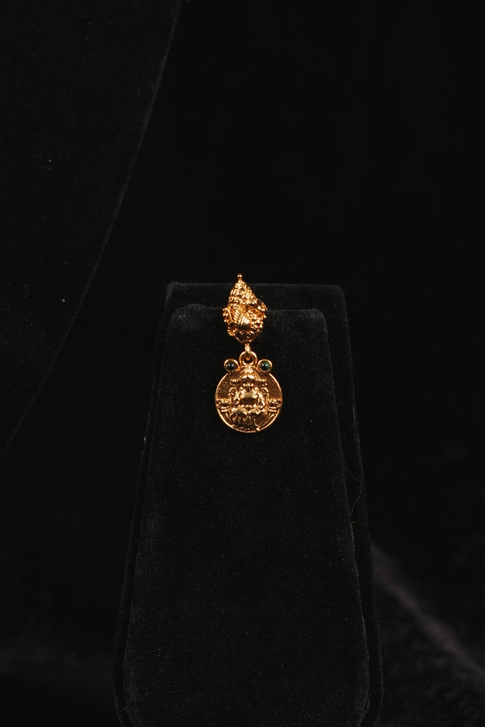 Kasuperu luxe Necklace set