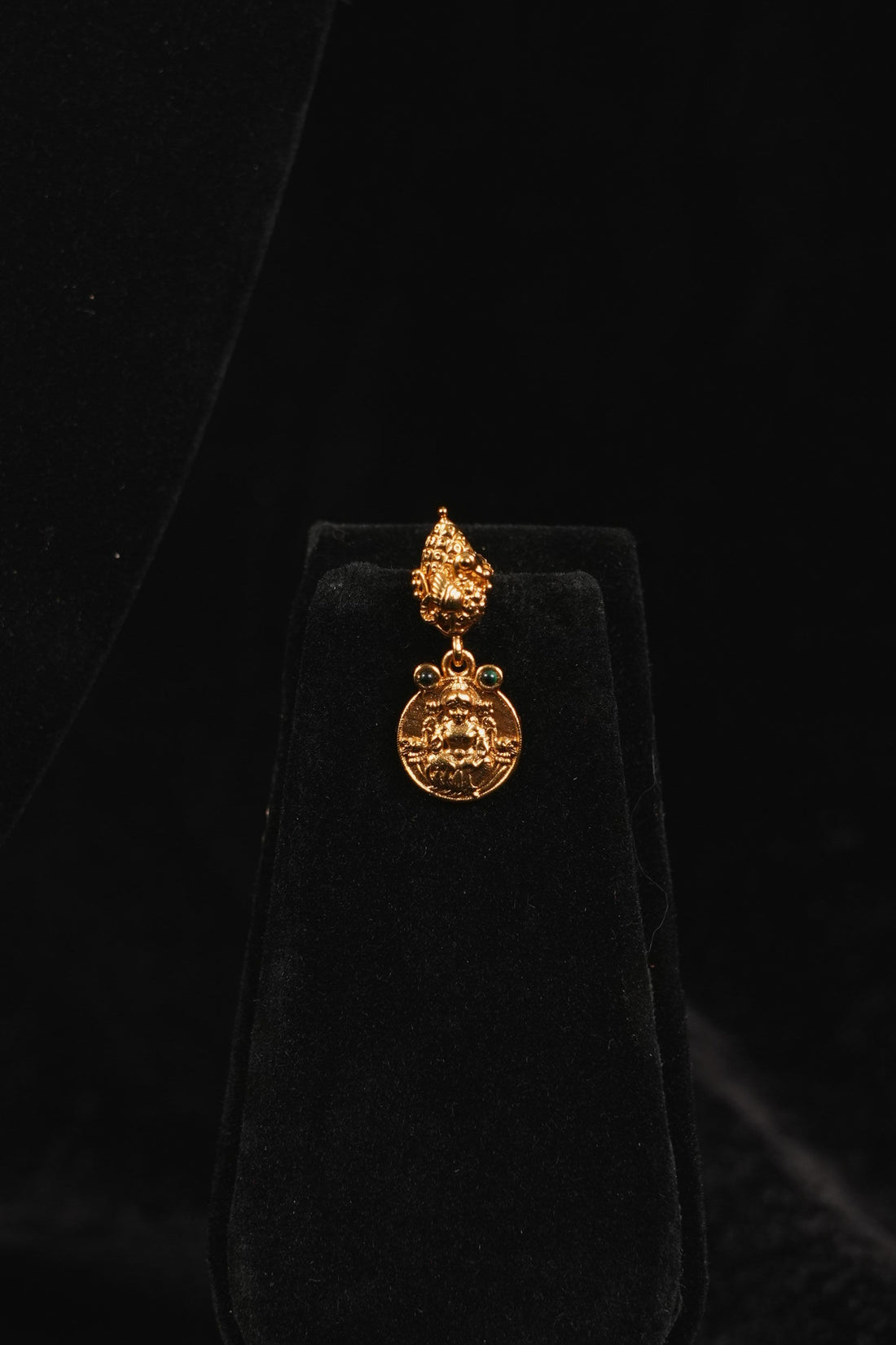 Kasuperu luxe Necklace set