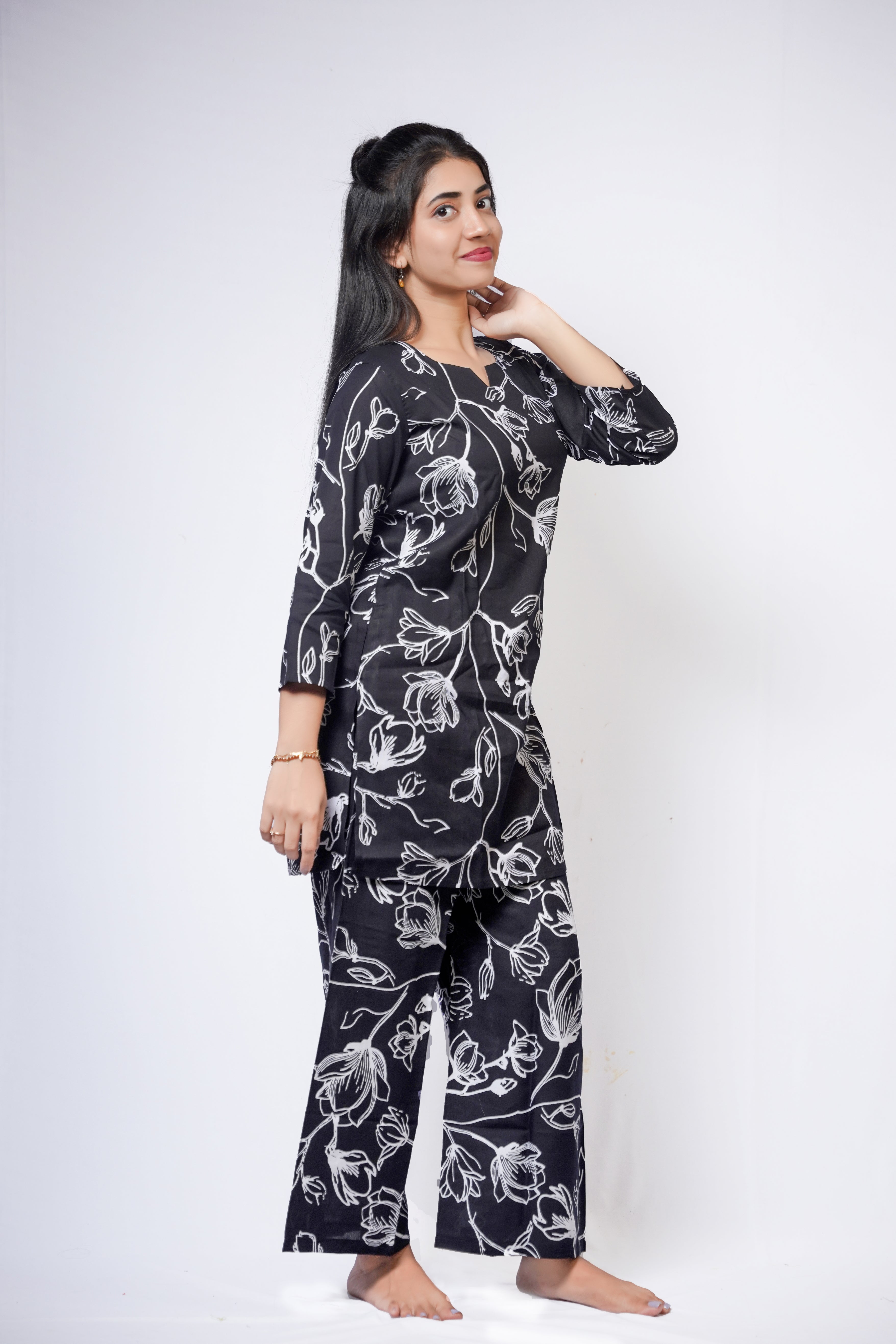 ISHNA Monochrome Bloom Co-ord set