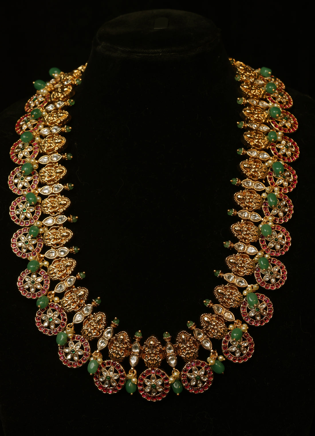 Emerald Kasu Buttamala  Haram