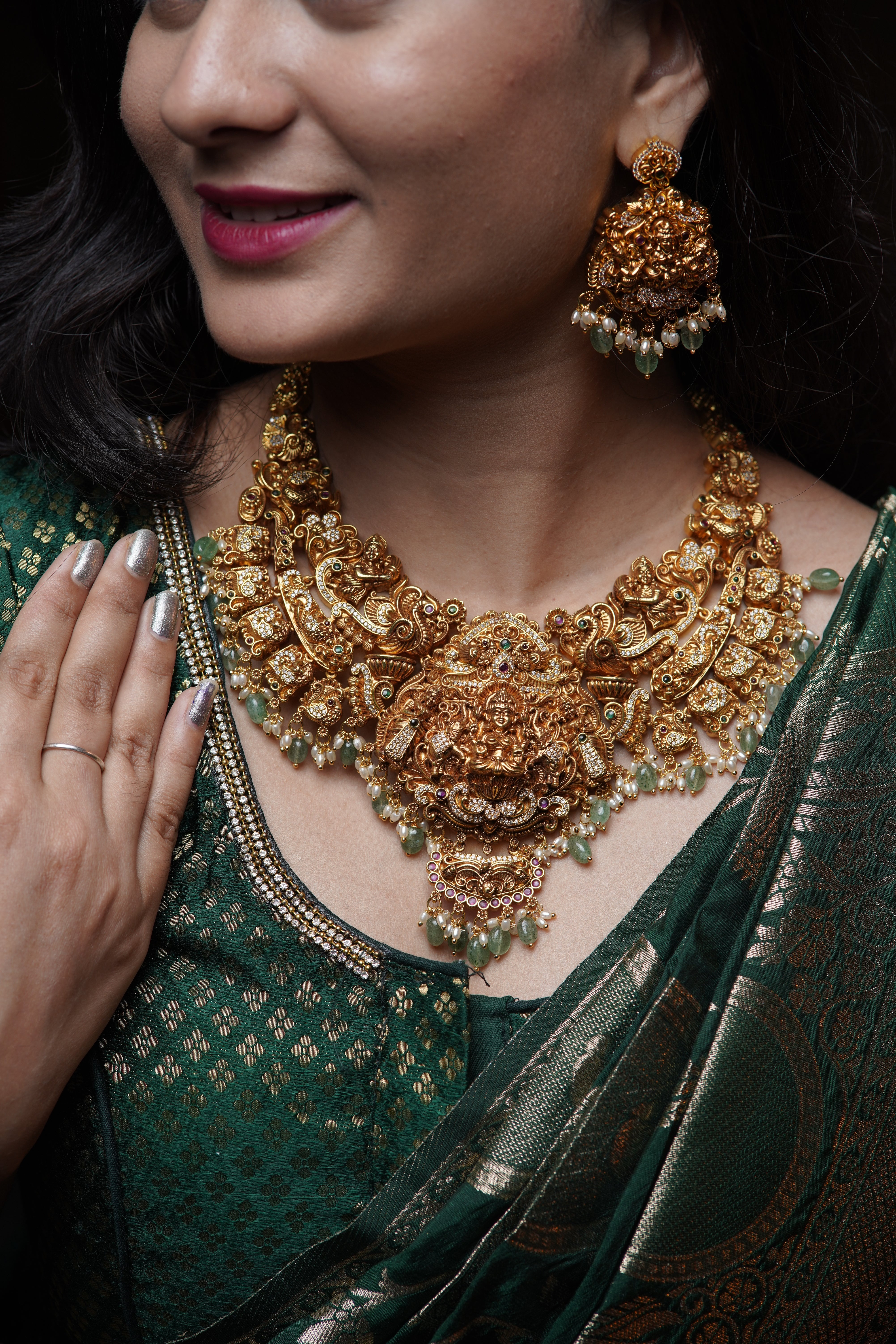 Sculpted Swarna Bimba Necklace