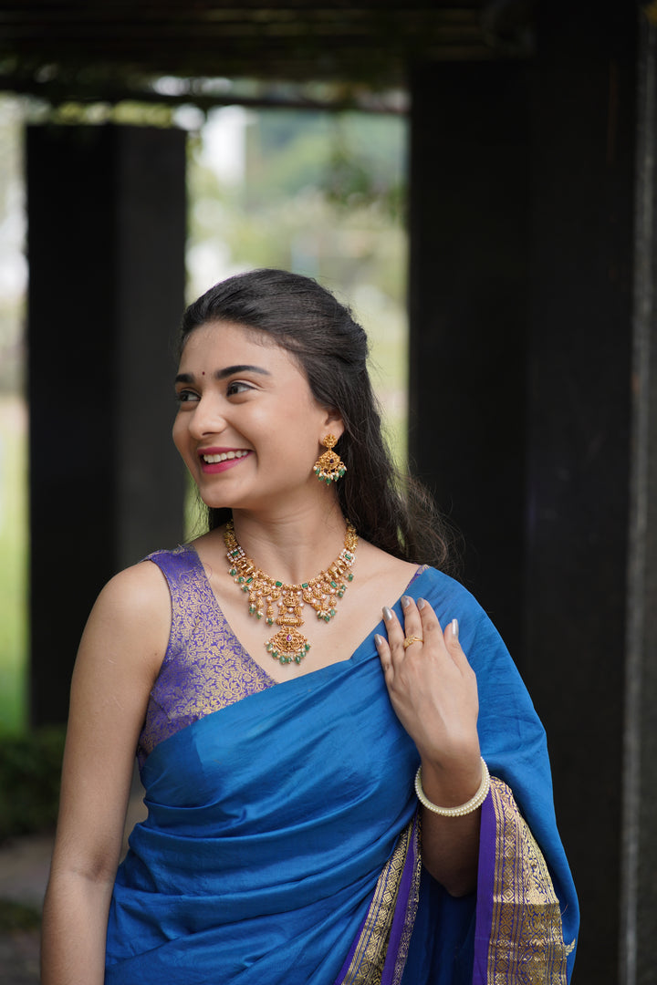 Emerald Siri Chandra Necklace Set