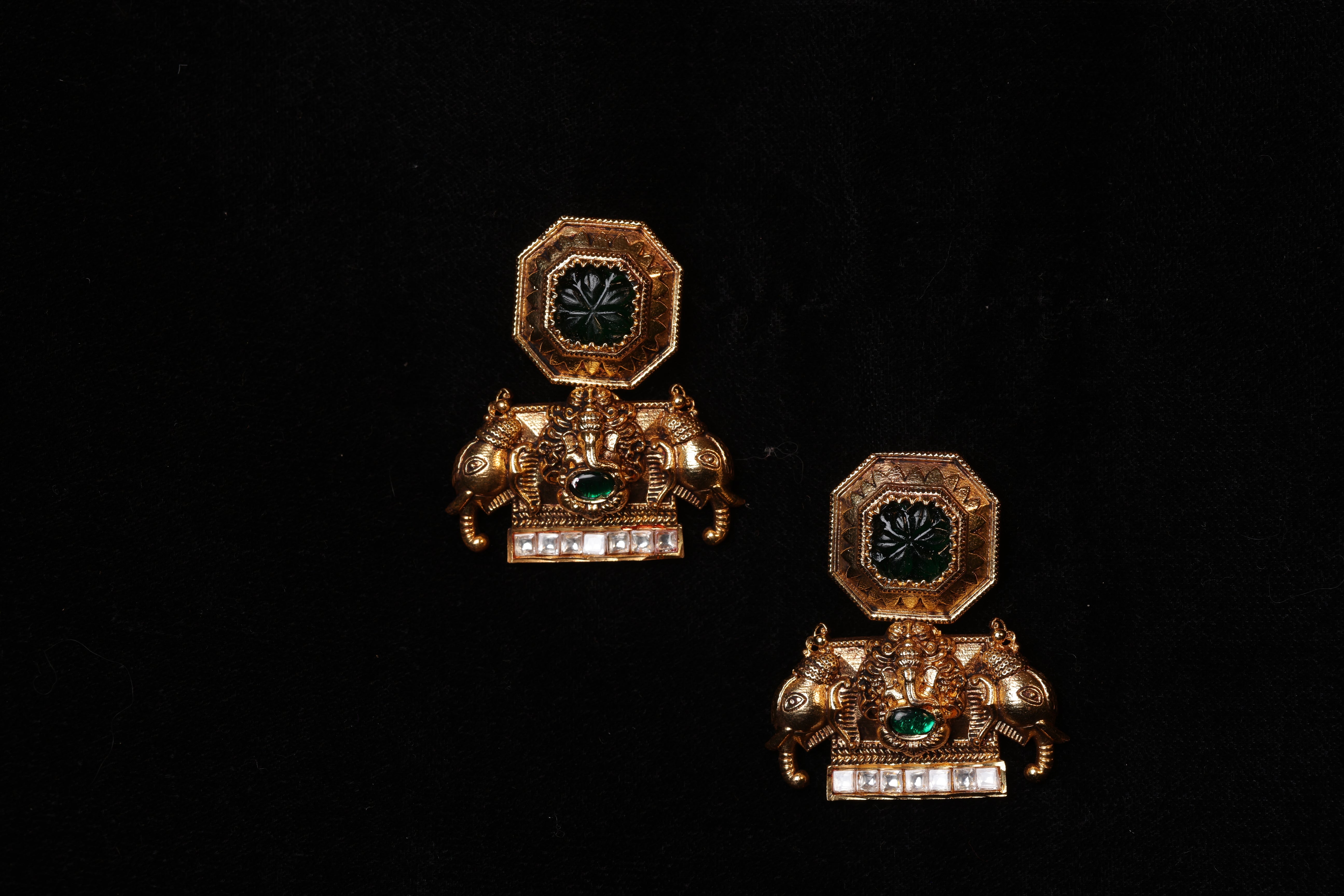 Gajraaj kundal Earrings