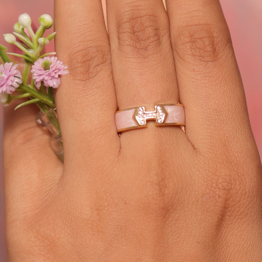 Tiny Bow Ring