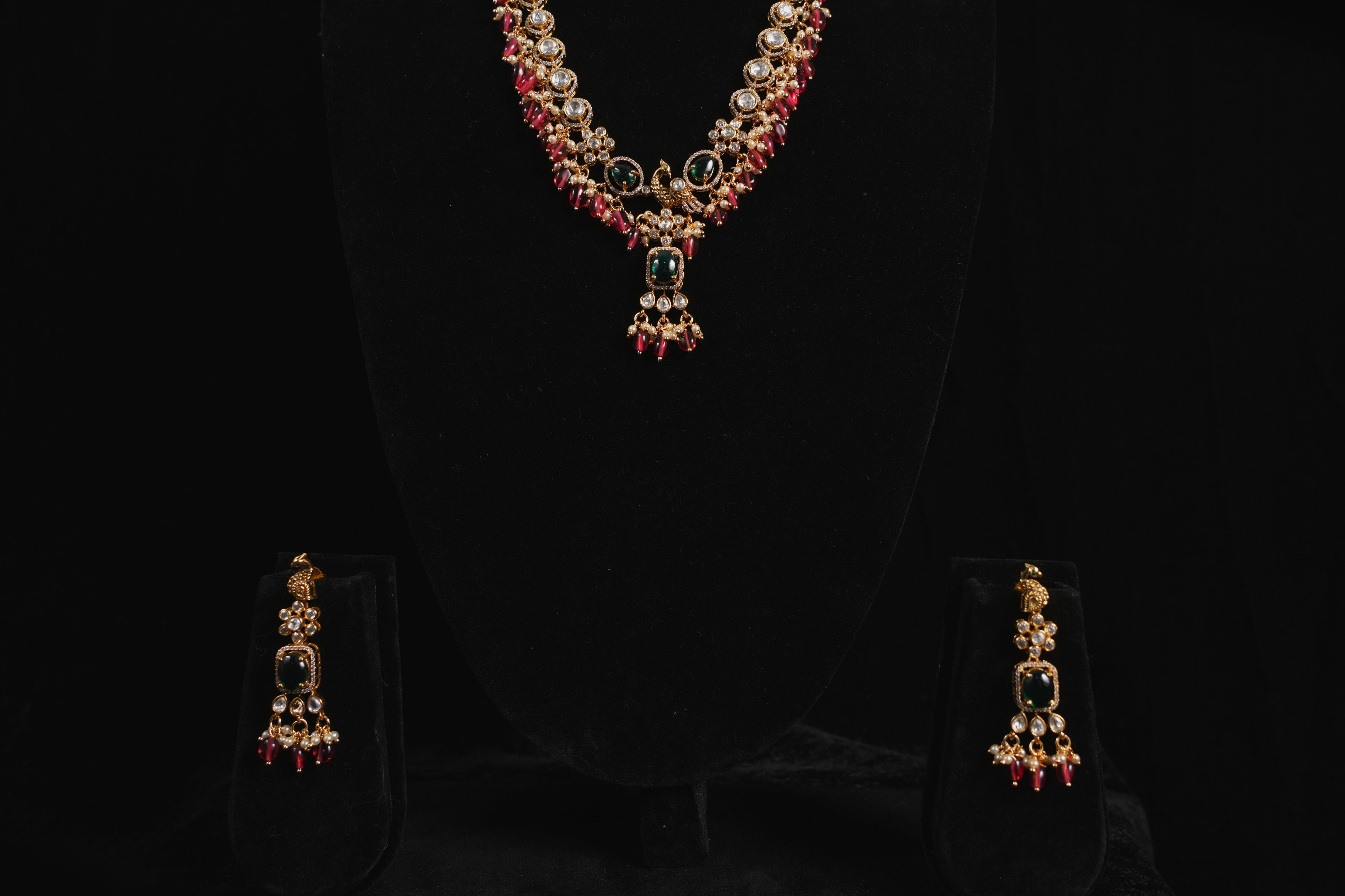 Golden Pranam Majestic Aura Set