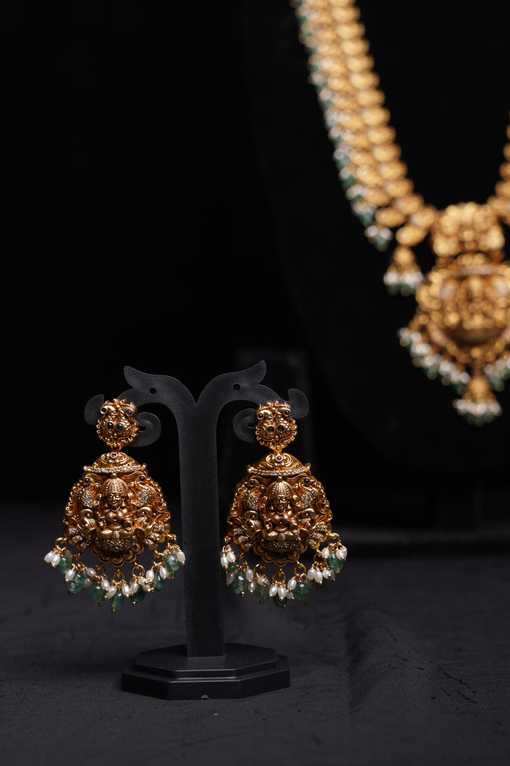 Samyukta Grand Antique Long Set
