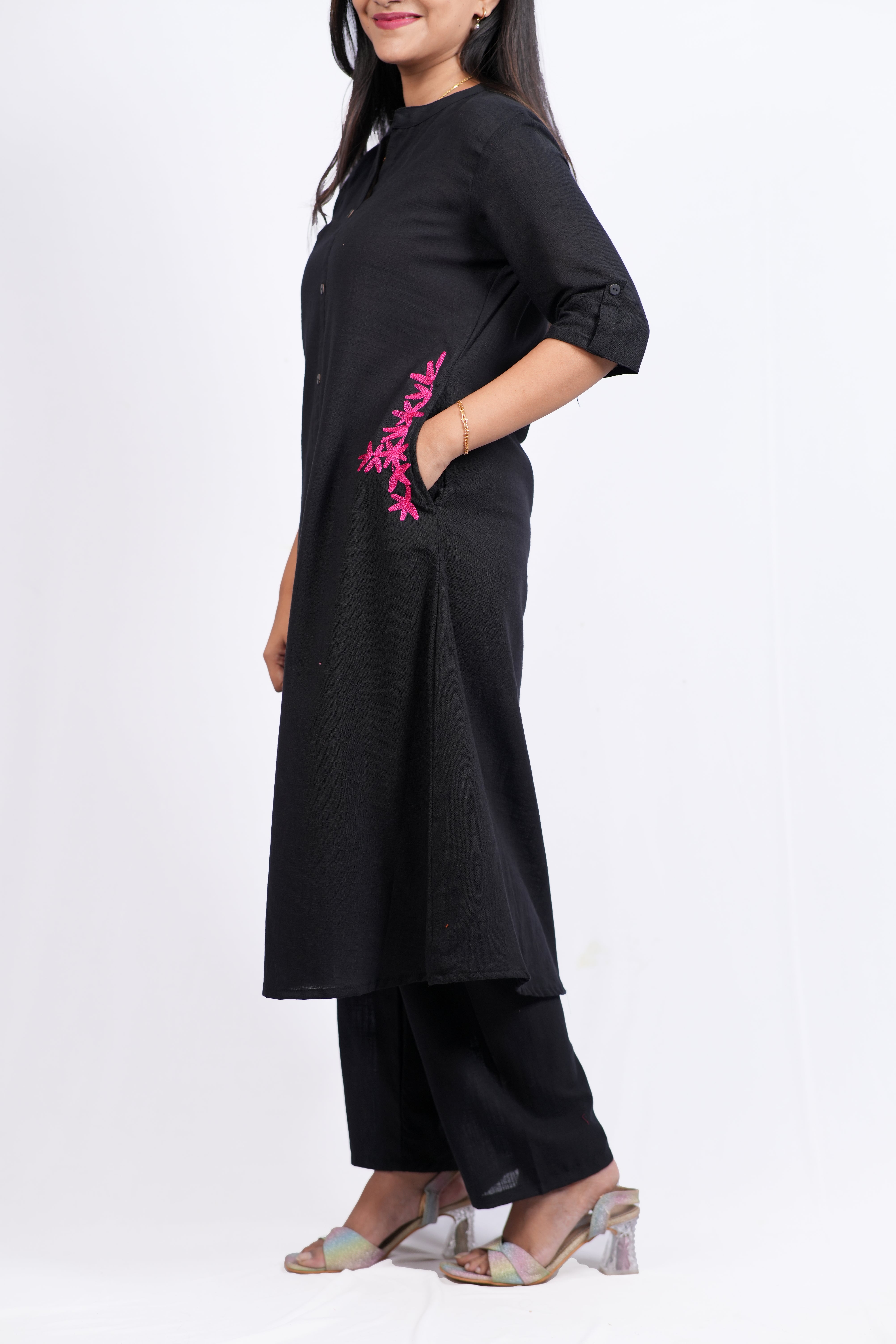 ISHNA Noir Bloom Co-ord Set