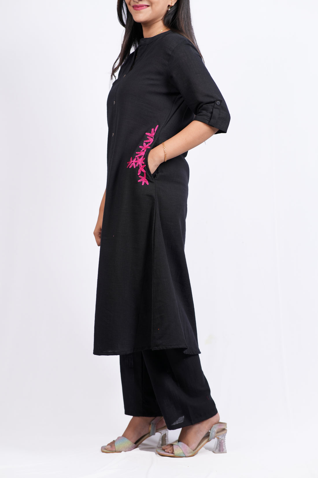 ISHNA Noir Bloom Co-ord Set