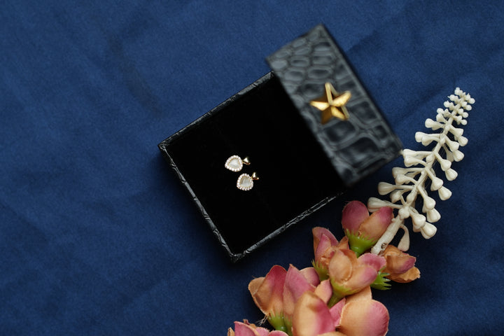 92.5 Silver Dia Iridescent Heart Stud earrings