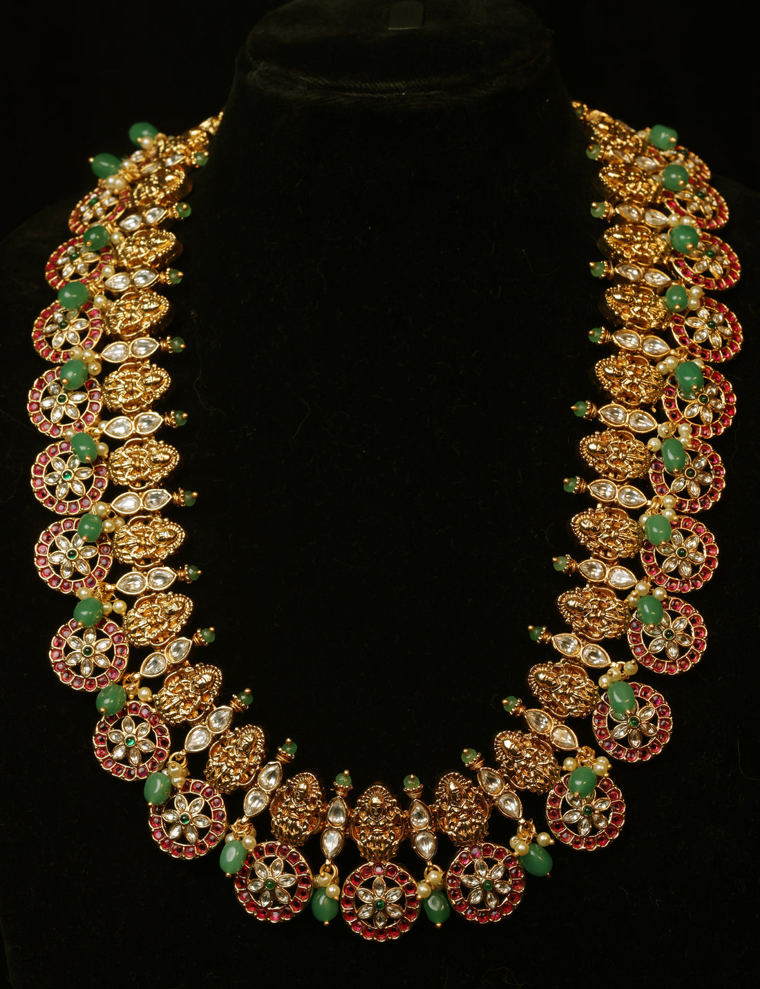 Emerald Kasu Buttamala  Haram