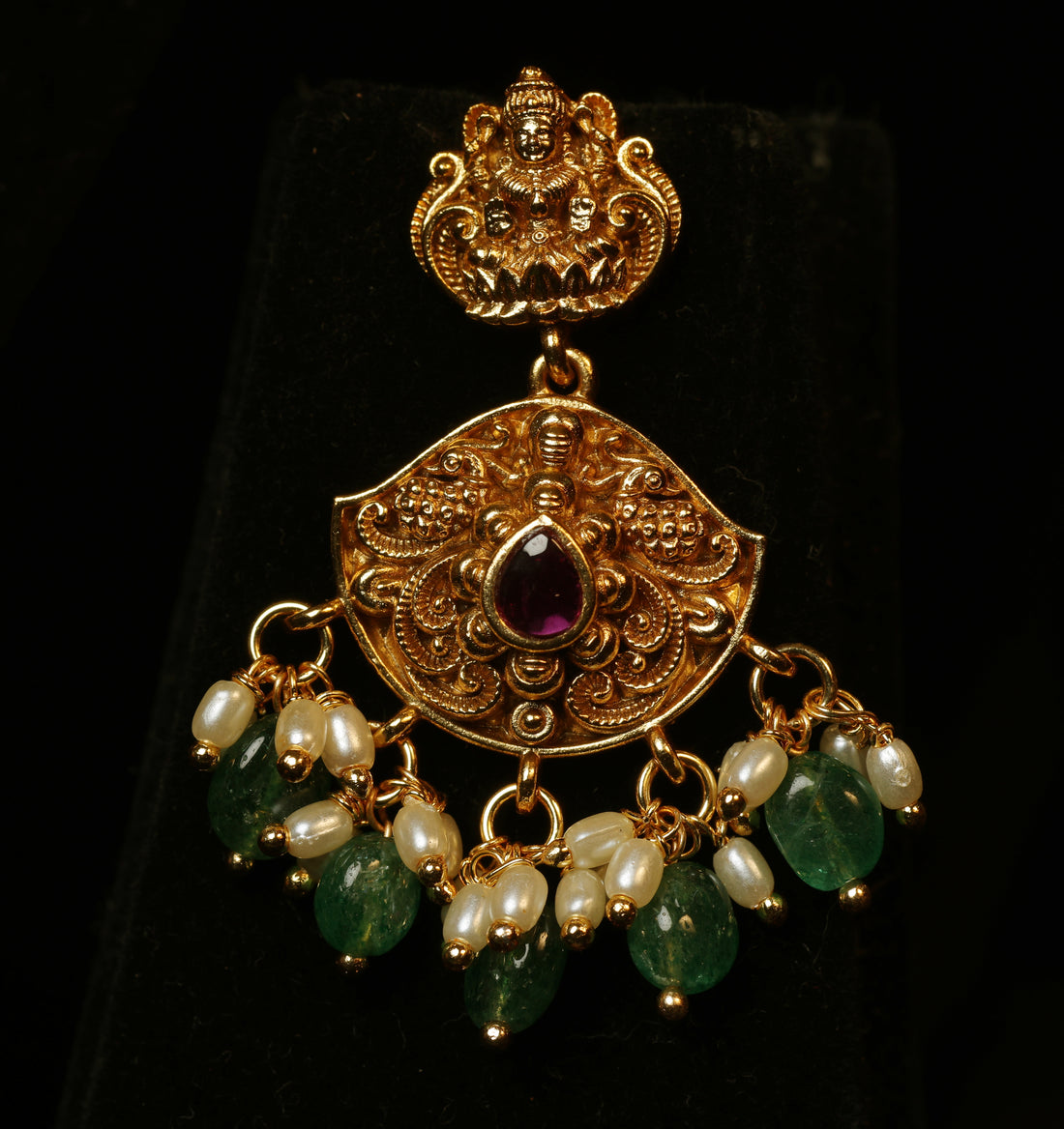 The Emerald Siri Chandra Necklace