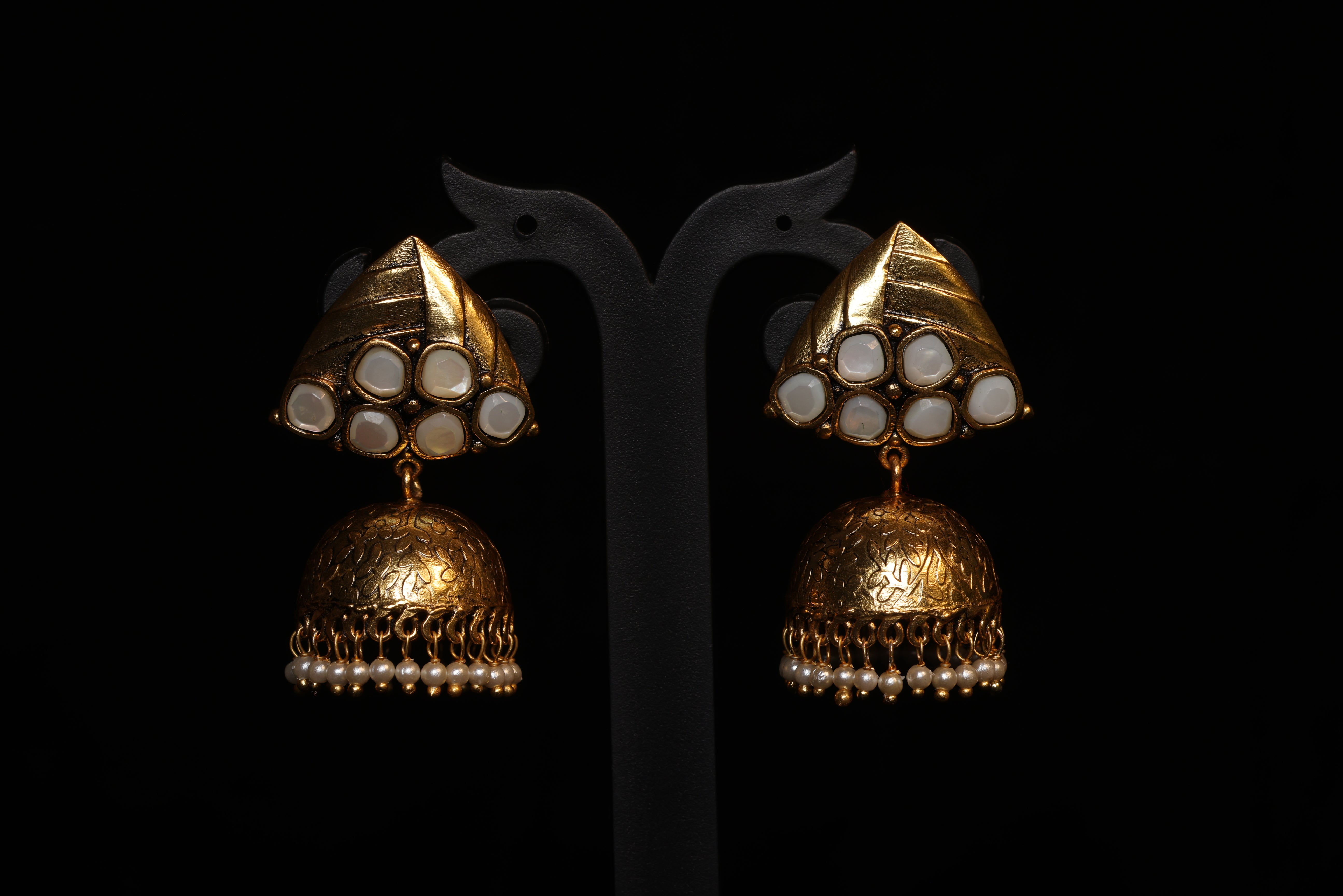 Classic Kundan Pearl Jhumka Earrings